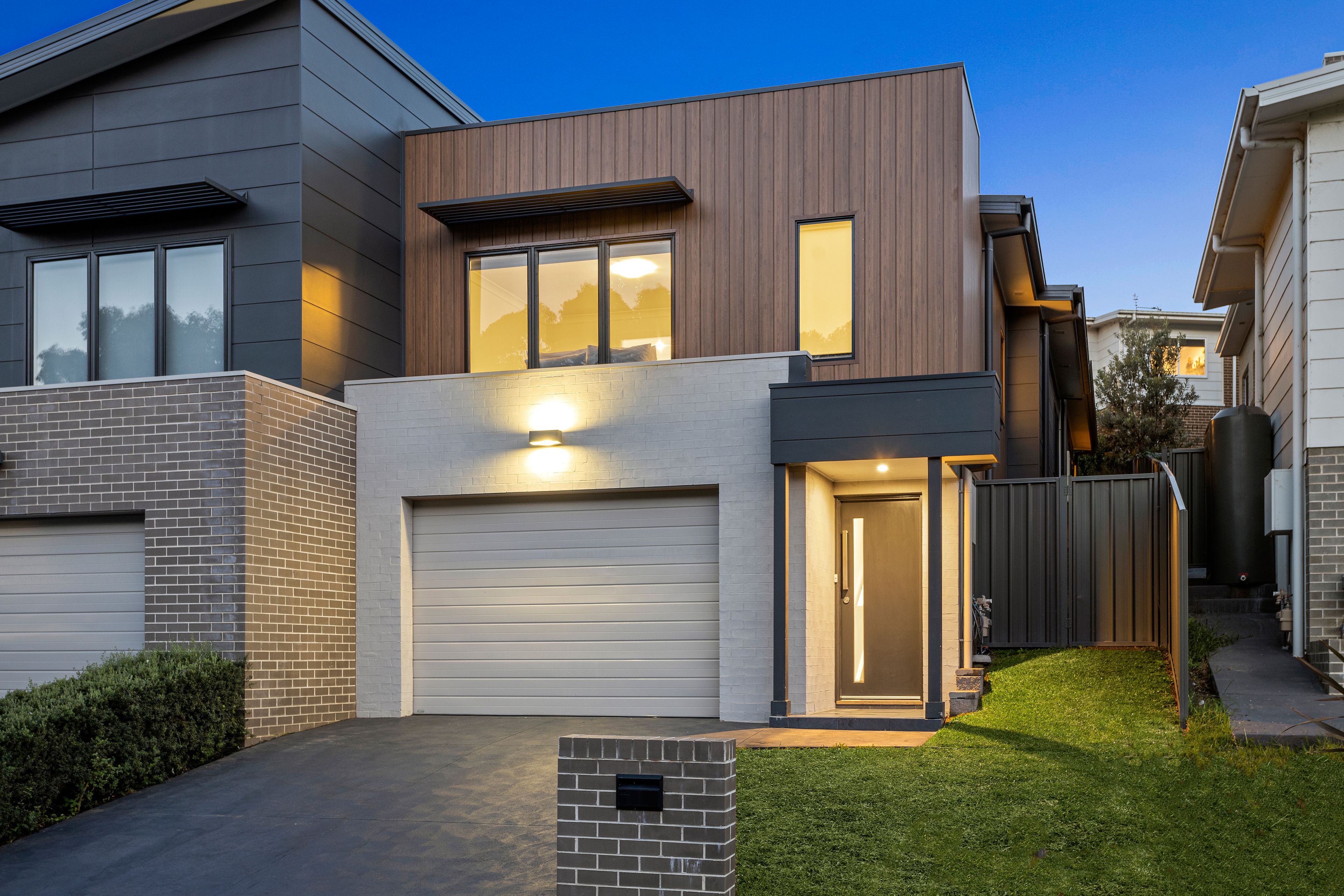 16 Headwater Place, Albion Park NSW 2527