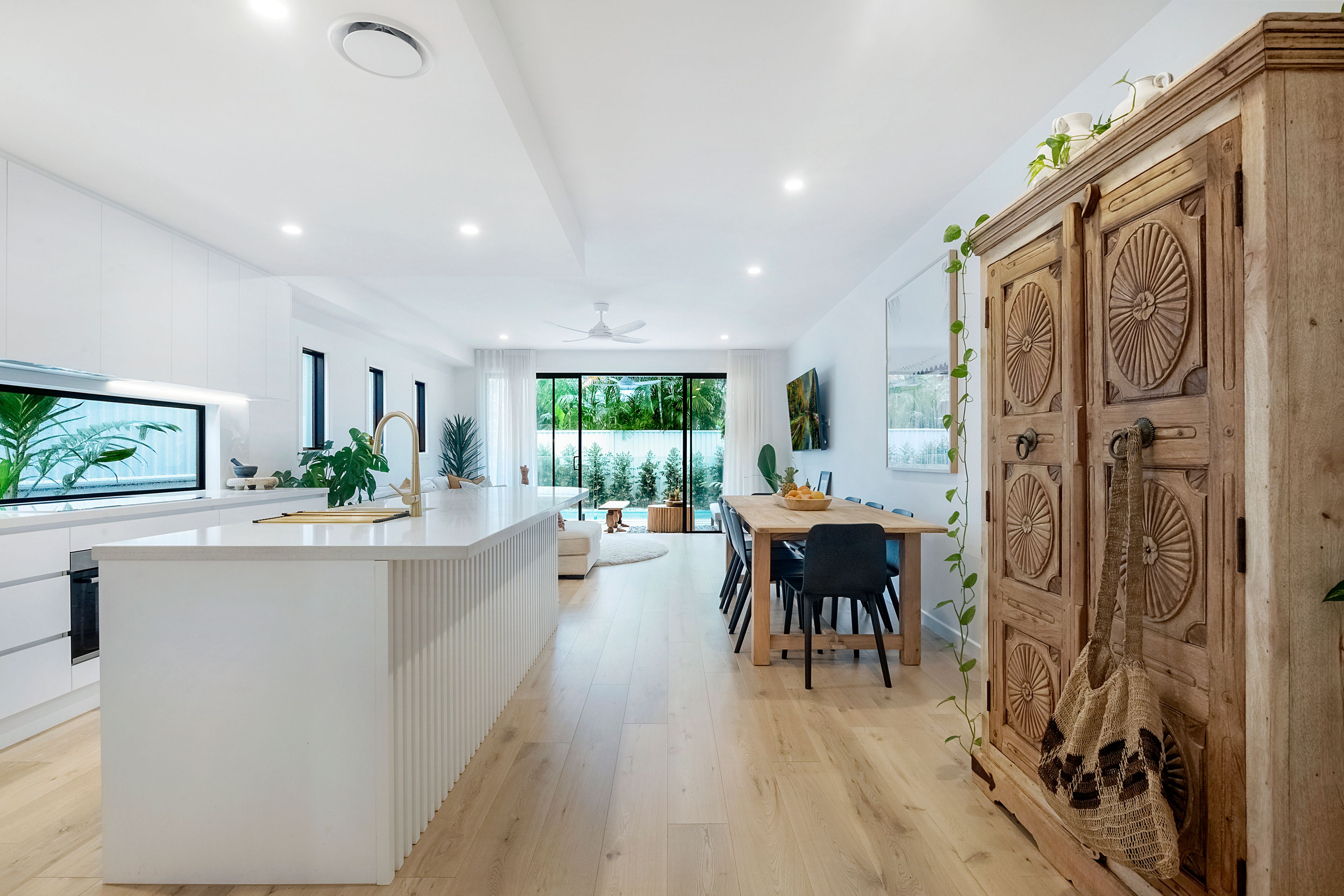 1/76 Seagull Avenue, Mermaid Beach, QLD 4218