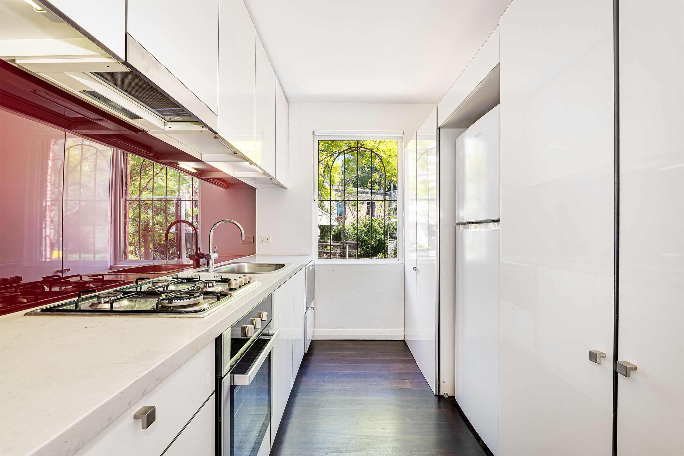 10 Rose Terrace — photo 3 of 8