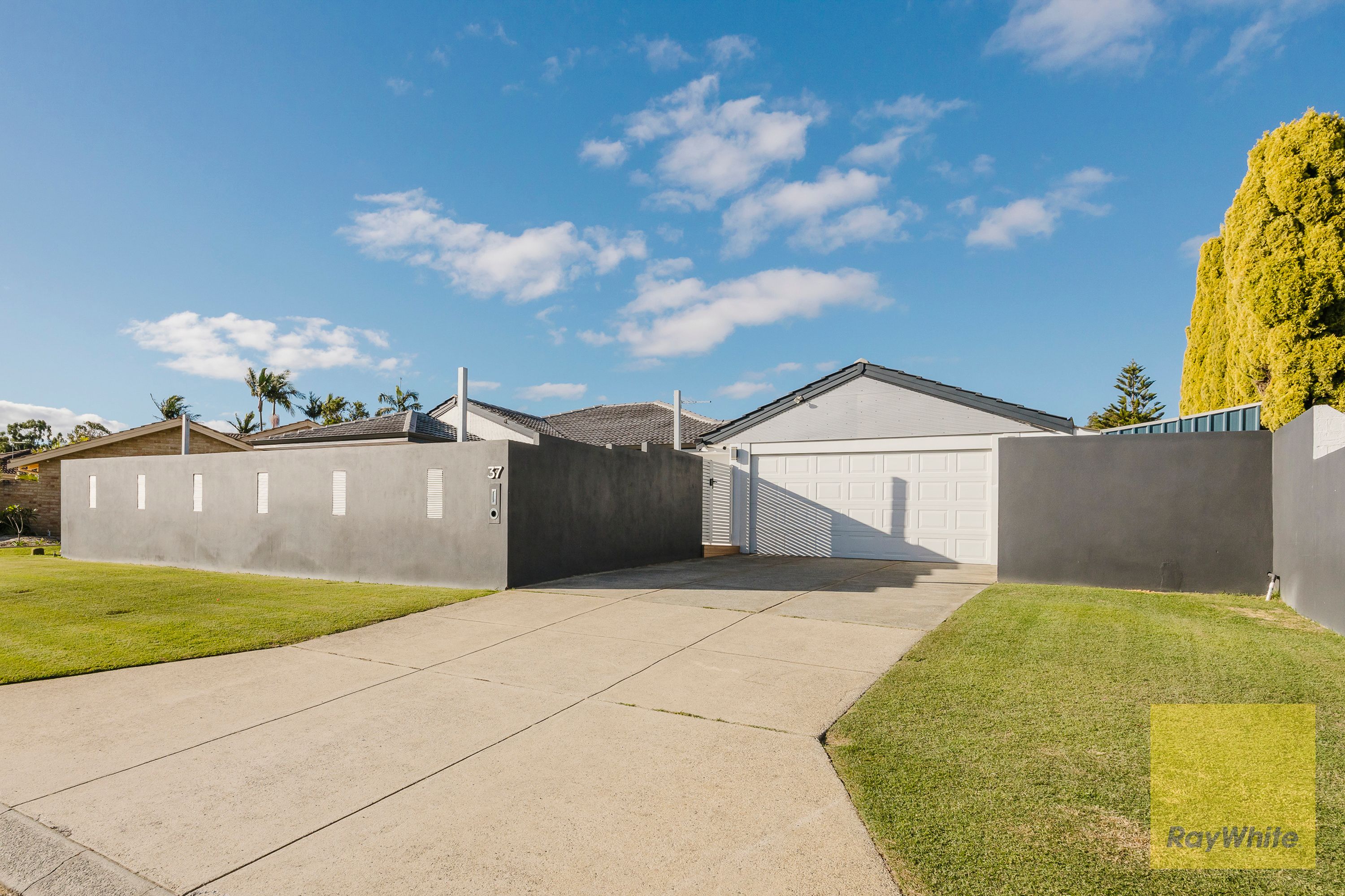 37 Bayview Vista, Ballajura, WA 6066