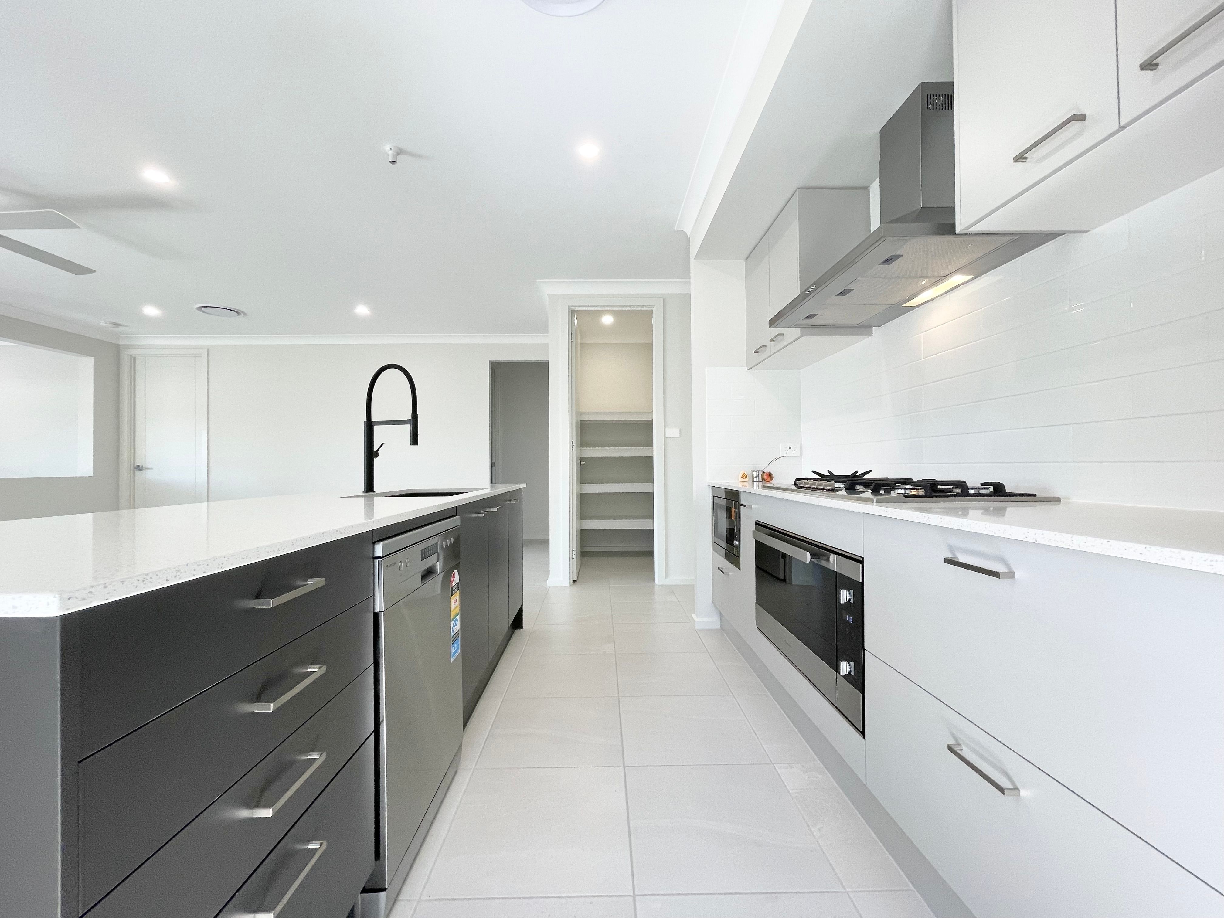 64 Fieldhouse Drive,, Campbelltown, NSW 2560
