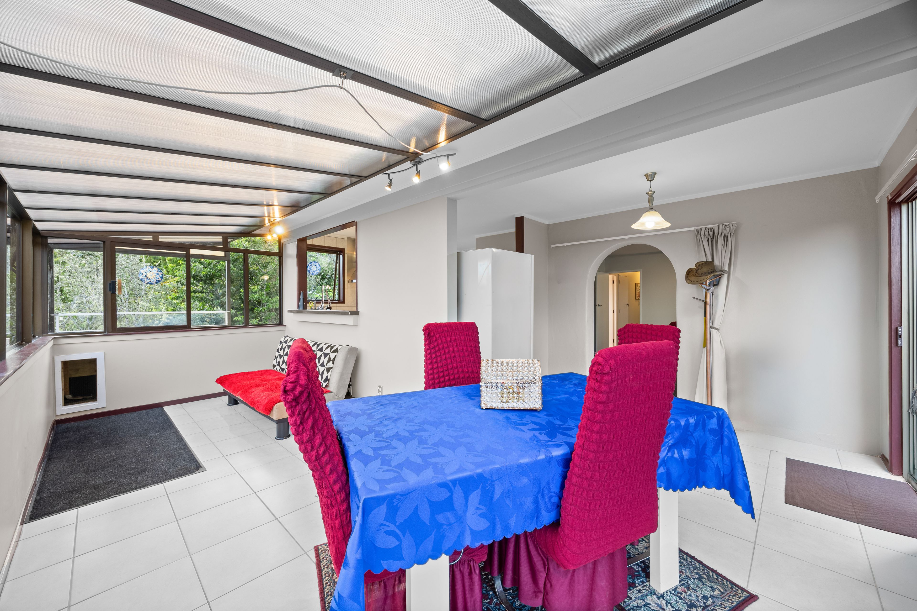 274 Forest Hill Road, Waiatarua, Waitakere City