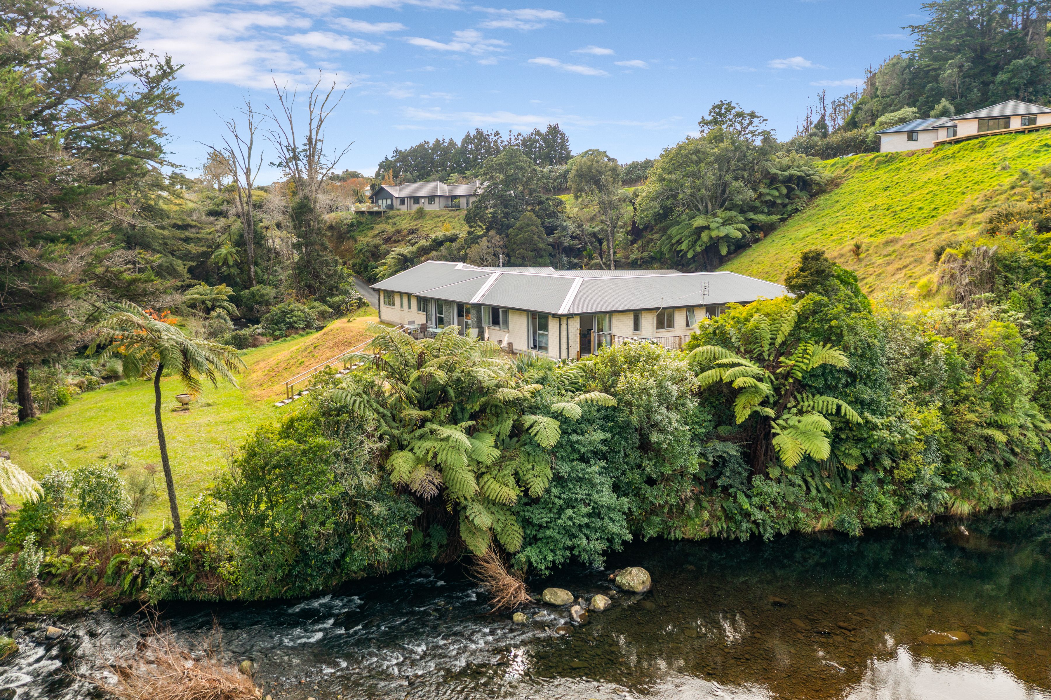6 Kohatu Boulder Way, Welbourn, New Plymouth District