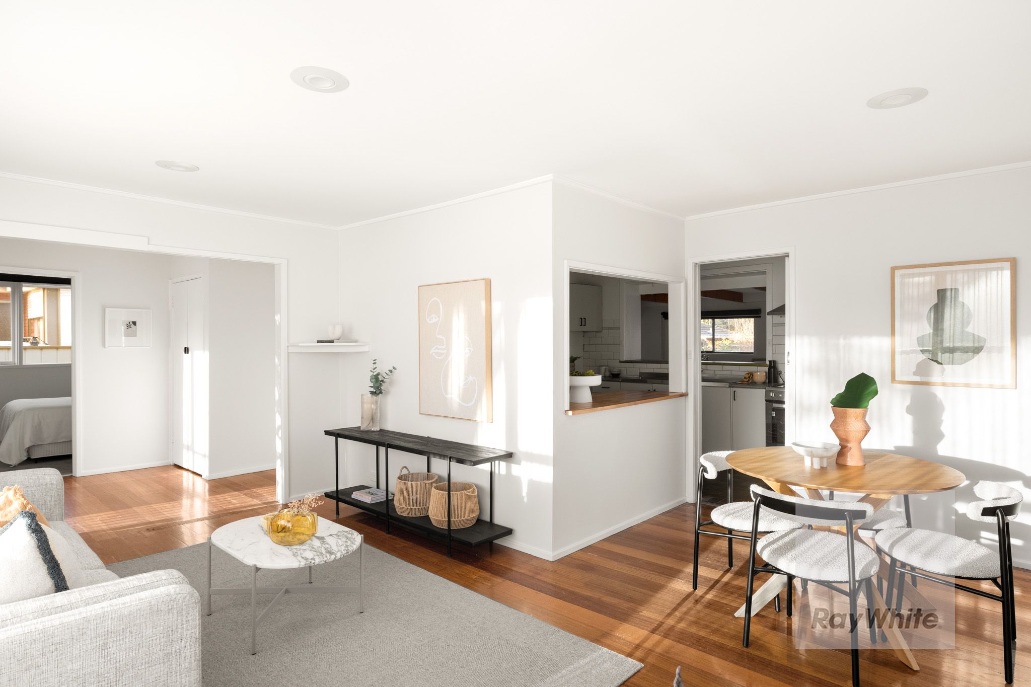 82 Moreton Crescent — photo 7 of 18