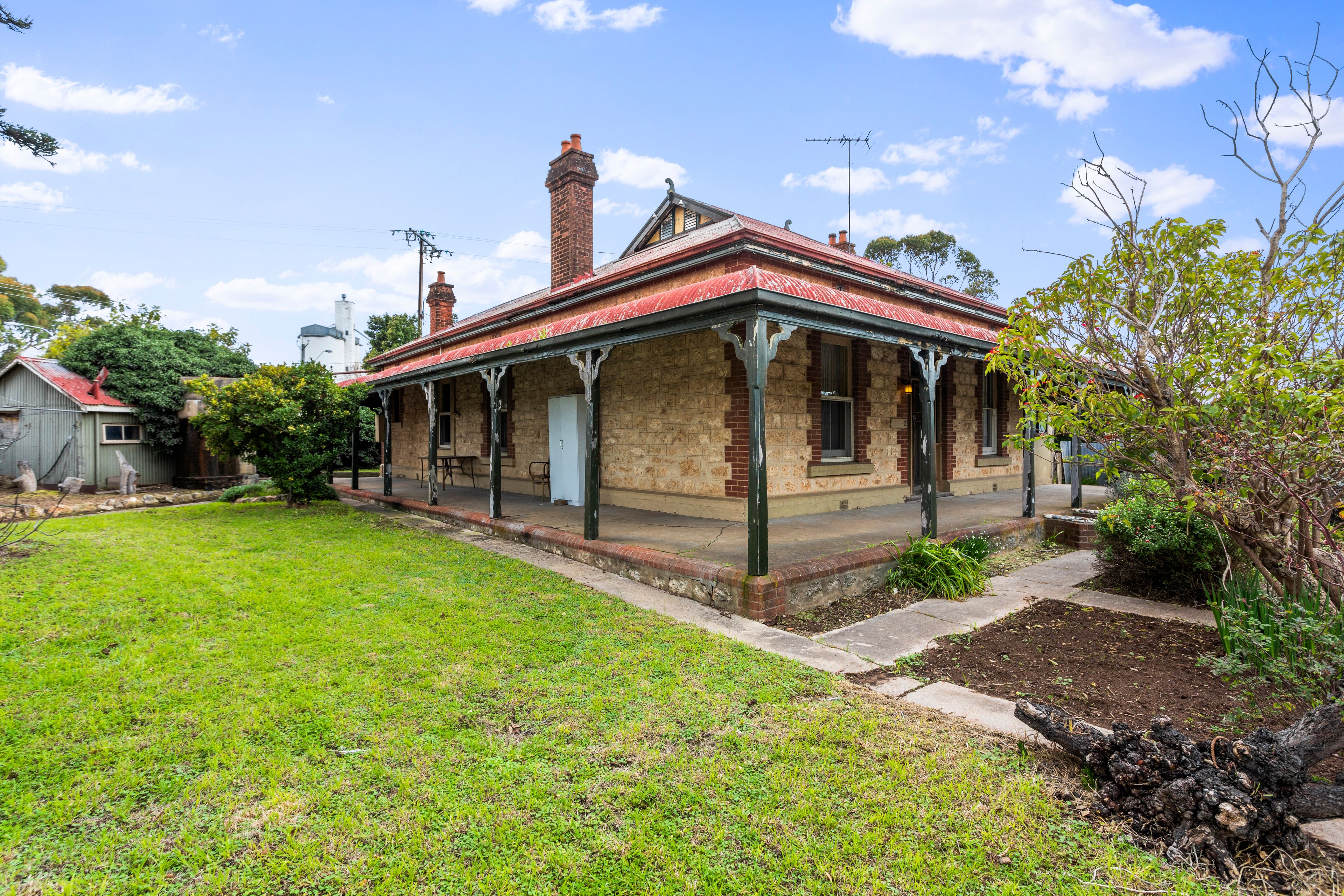 2 LANGHORNE CREEK Road, Strathalbyn, SA 5255