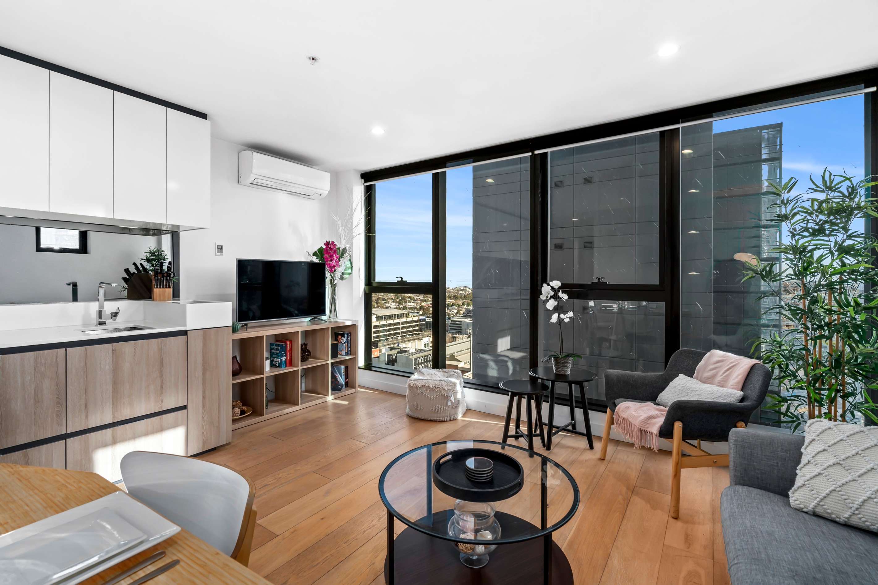 2204/58 Clarke Street, Southbank, VIC 3006