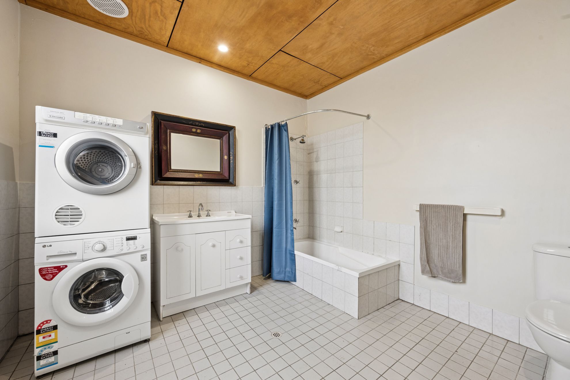 9 George Street — photo 15 of 18