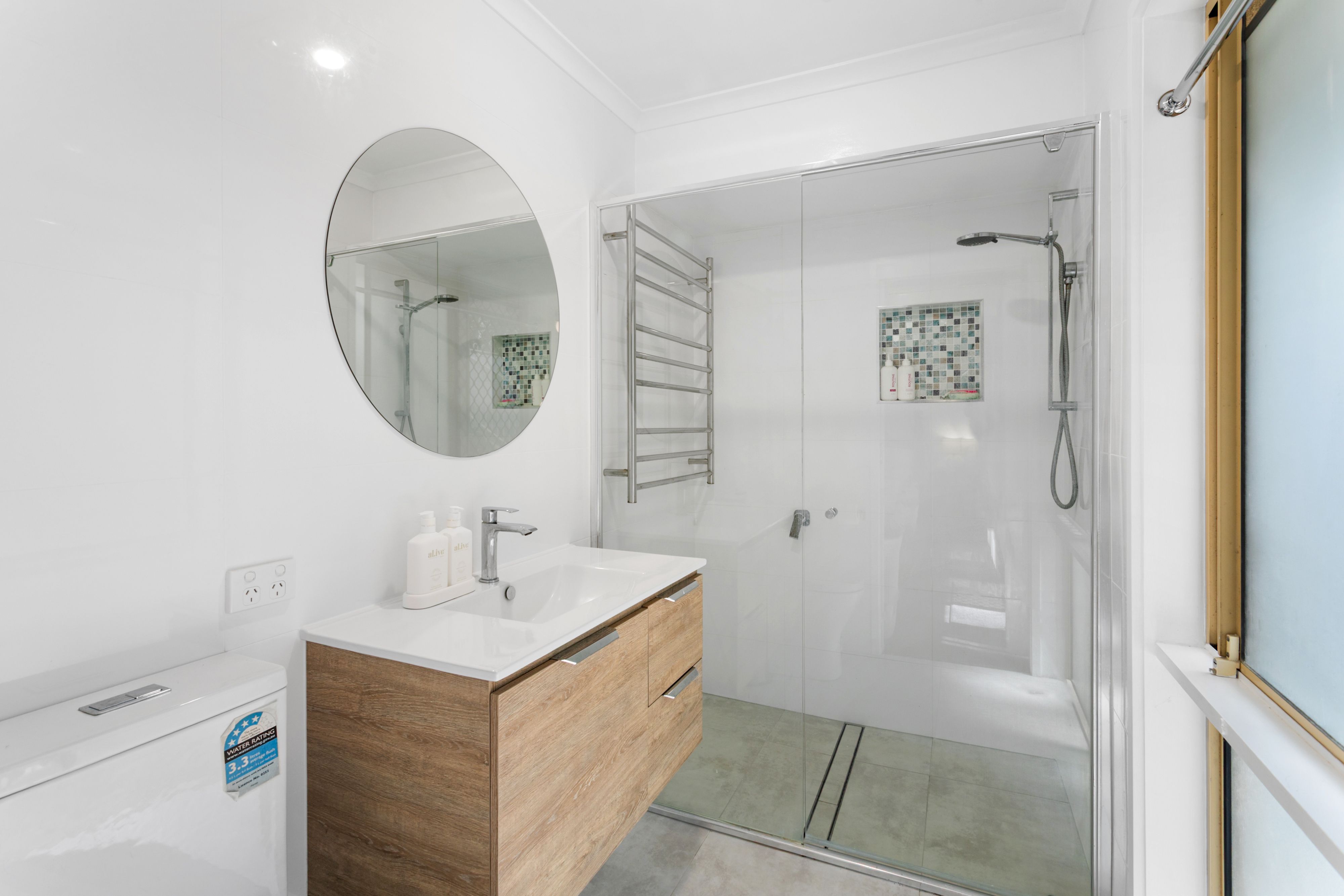 3 Huntington Drive — photo 4 of 16