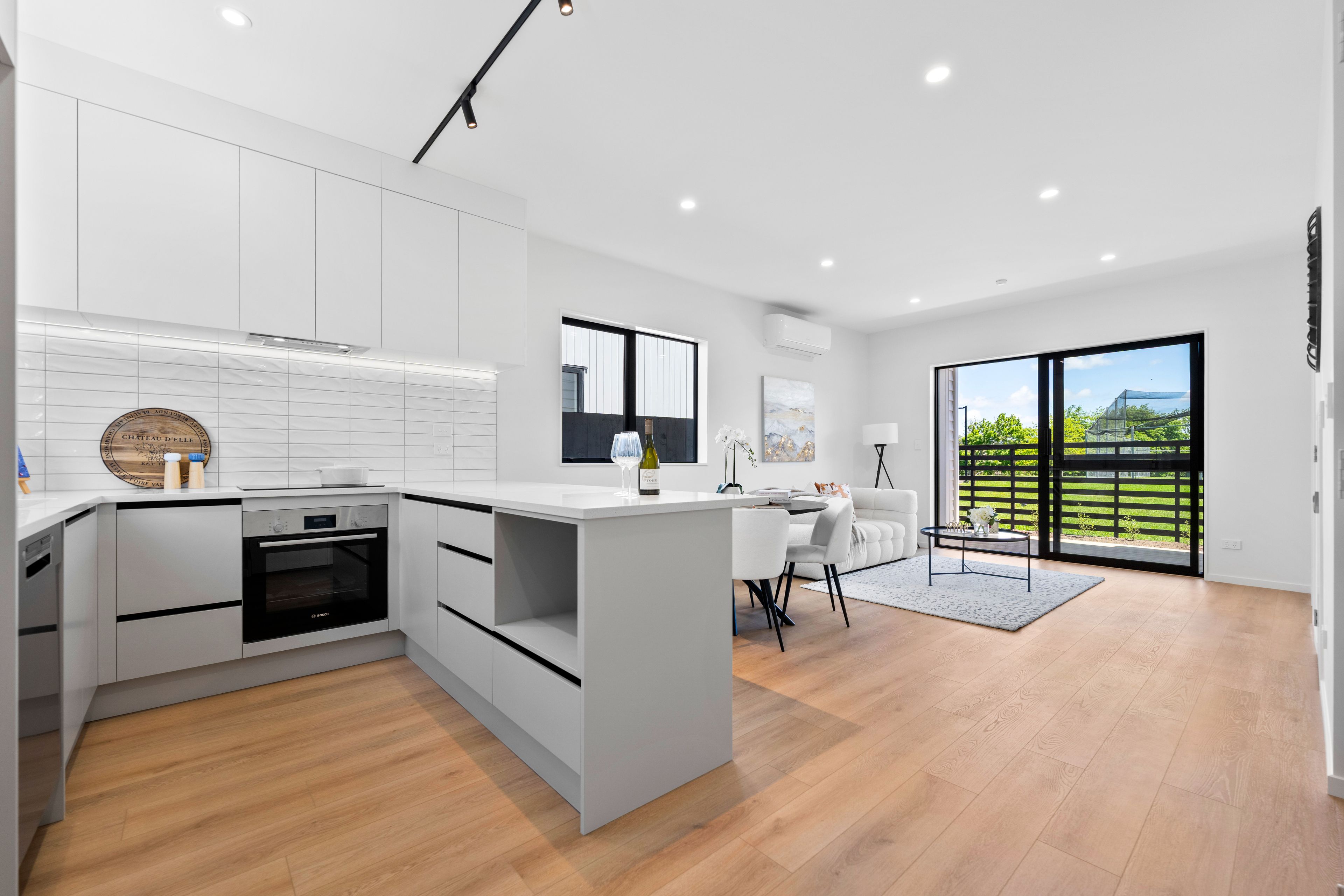 5/18 Albert Road, Kelston, Waitakere City