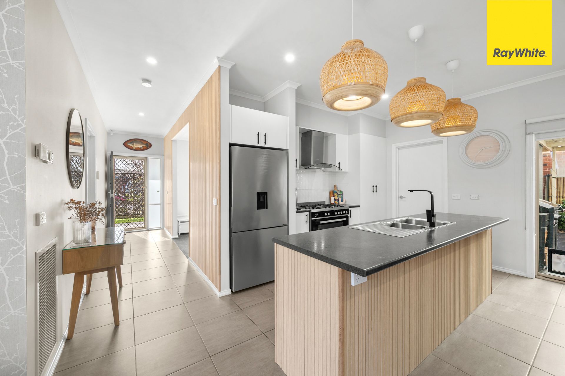 343 Centenary Avenue — photo 12 of 30