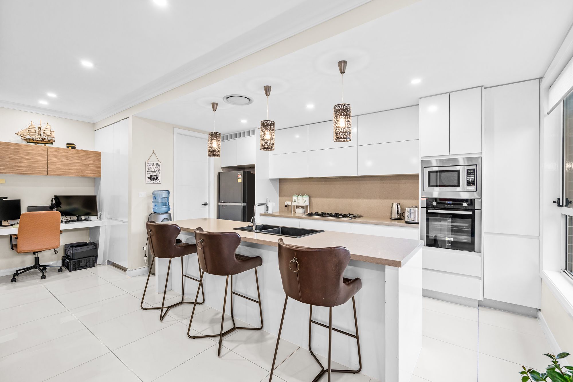 2 Lapstone Street — photo 5 of 22