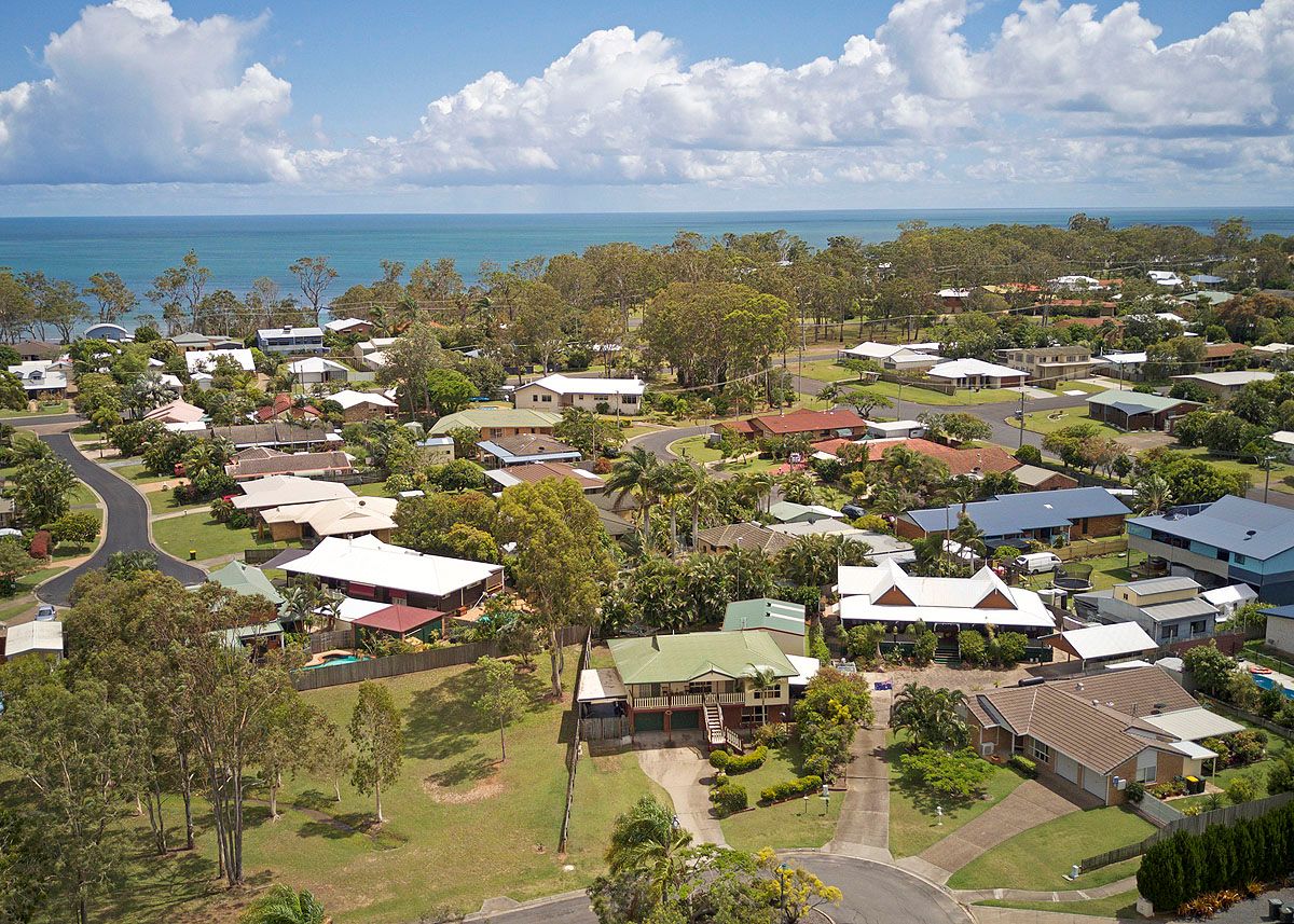32 Earls Court, Point Vernon, QLD 4655