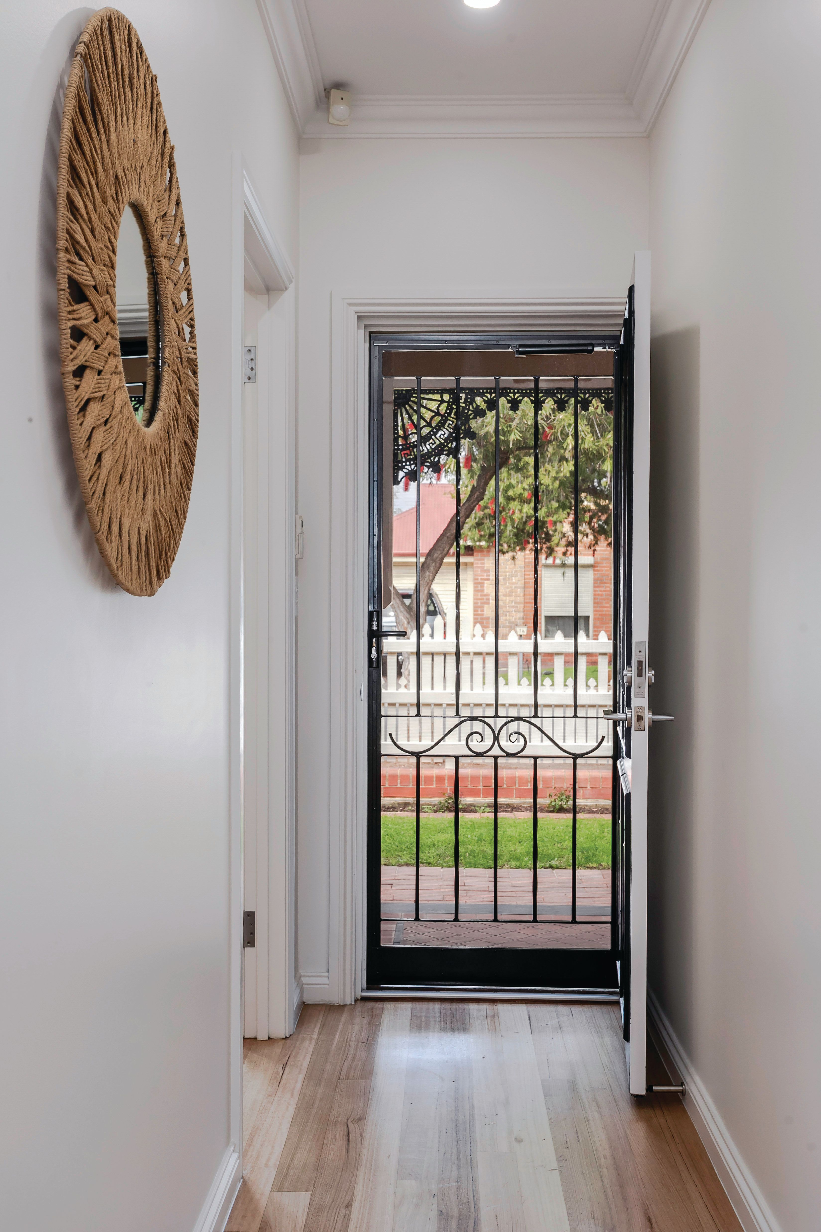 2a Gifford Street — photo 4 of 28