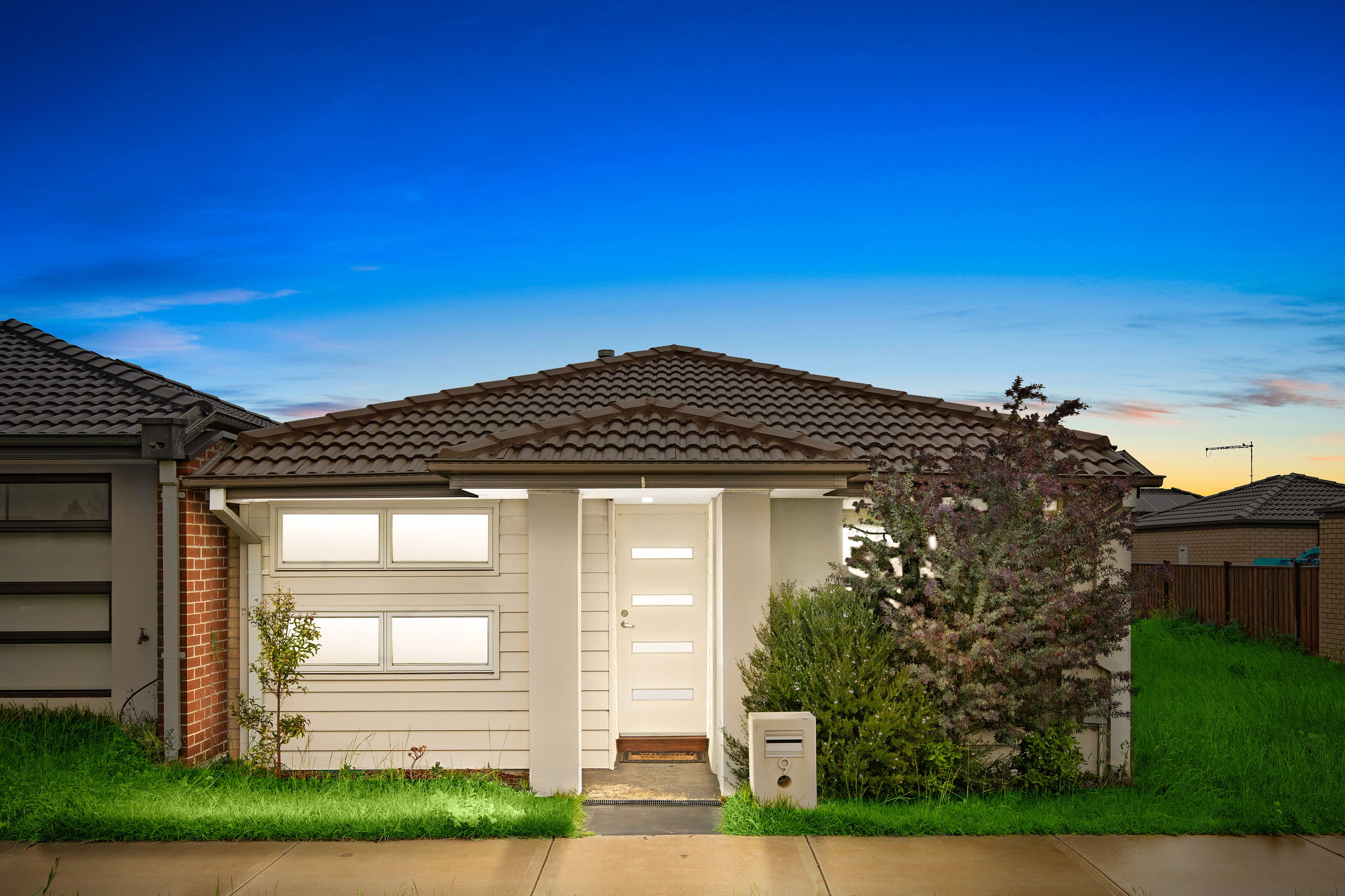 9 Vessey Walk, Wyndham Vale VIC 3024