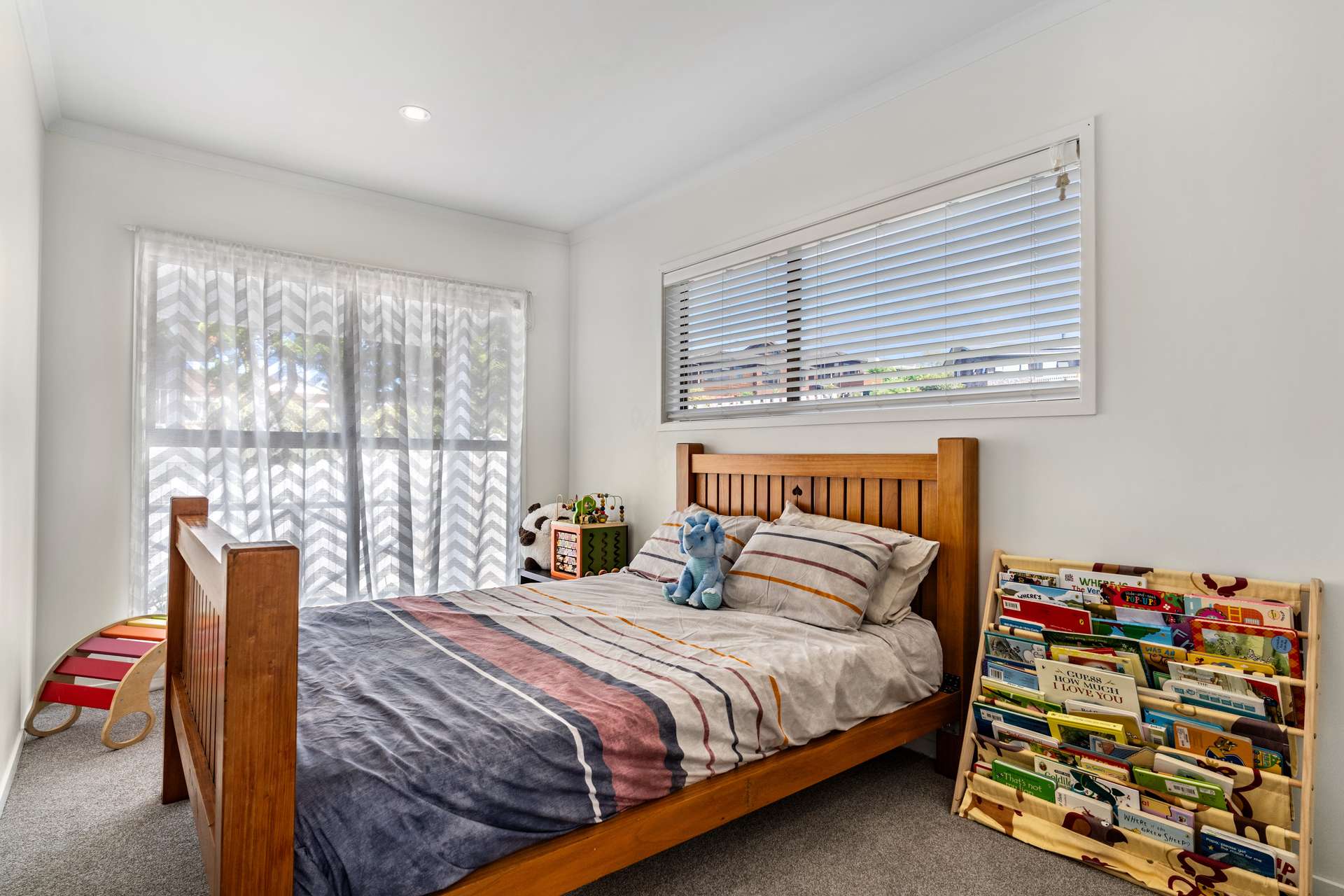 15 Flagstaff Place photo 24