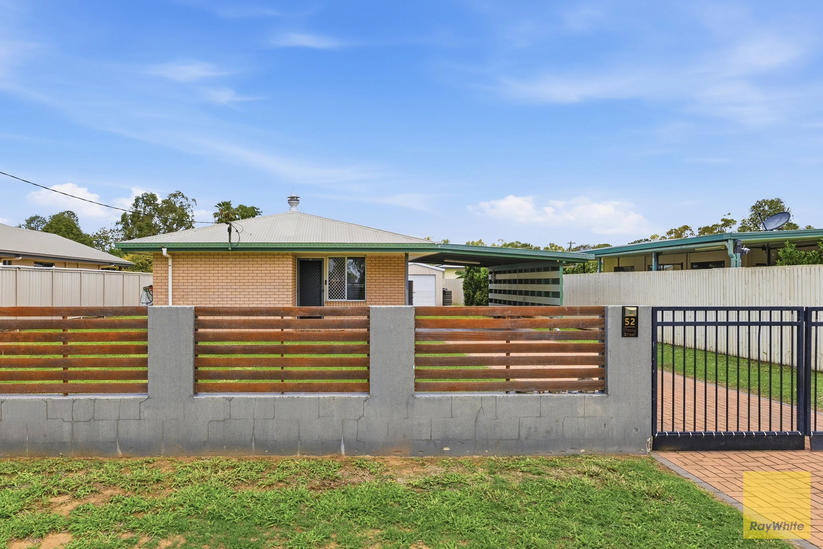 52 Moody Street, Emerald, QLD 4720
