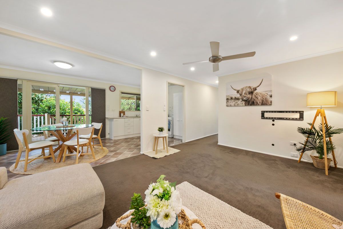 225 Englefield Road, Oxley, QLD 4075