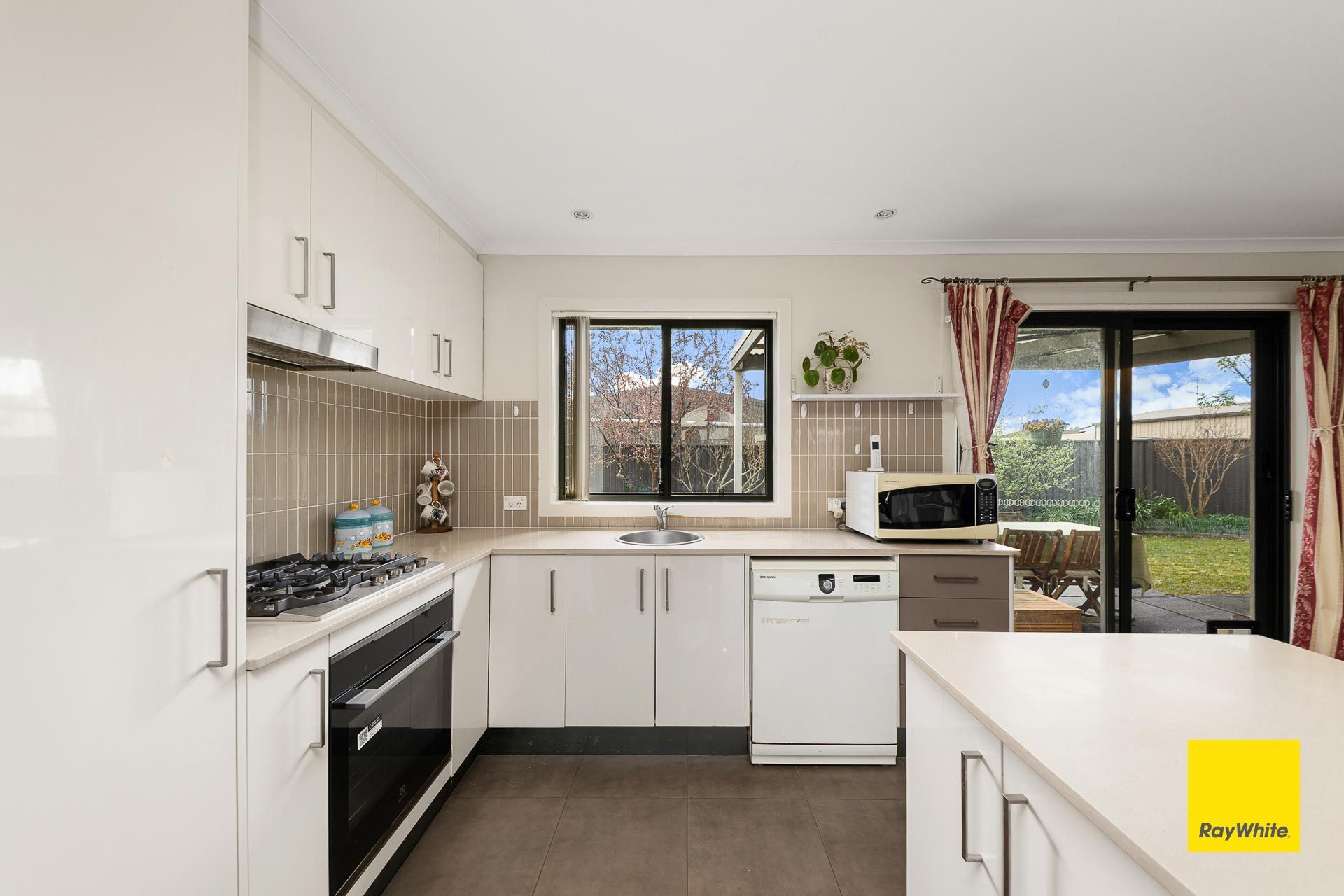 11/4-6 Mcmahon Drive, Bungendore, NSW 2621