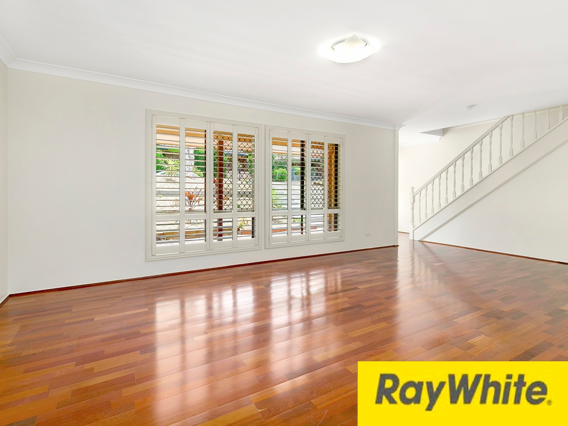 6 Gwandalan Street, Eight Mile Plains, QLD 4113
