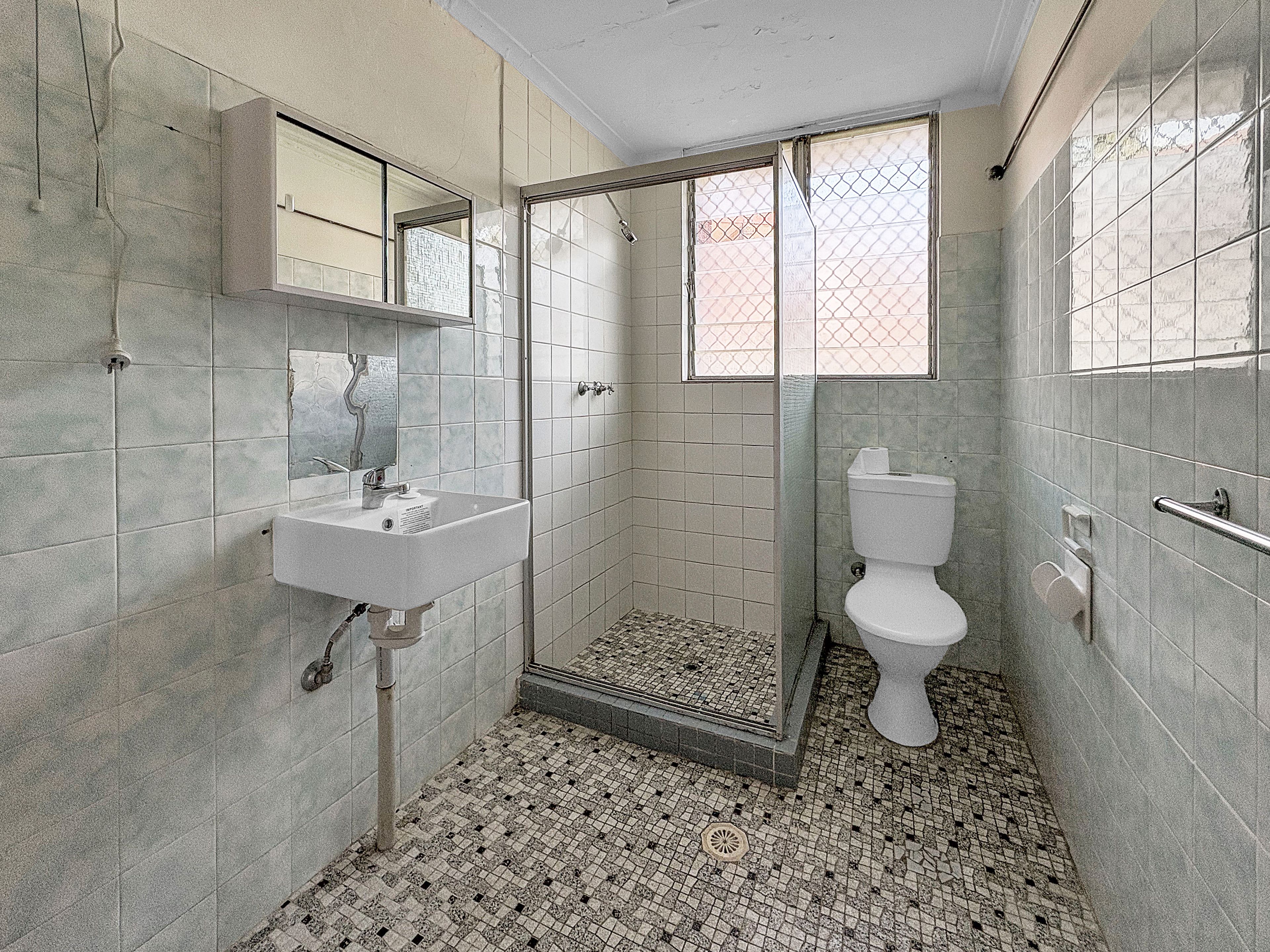 1/1 Lanyon Terrace — photo 4 of 8