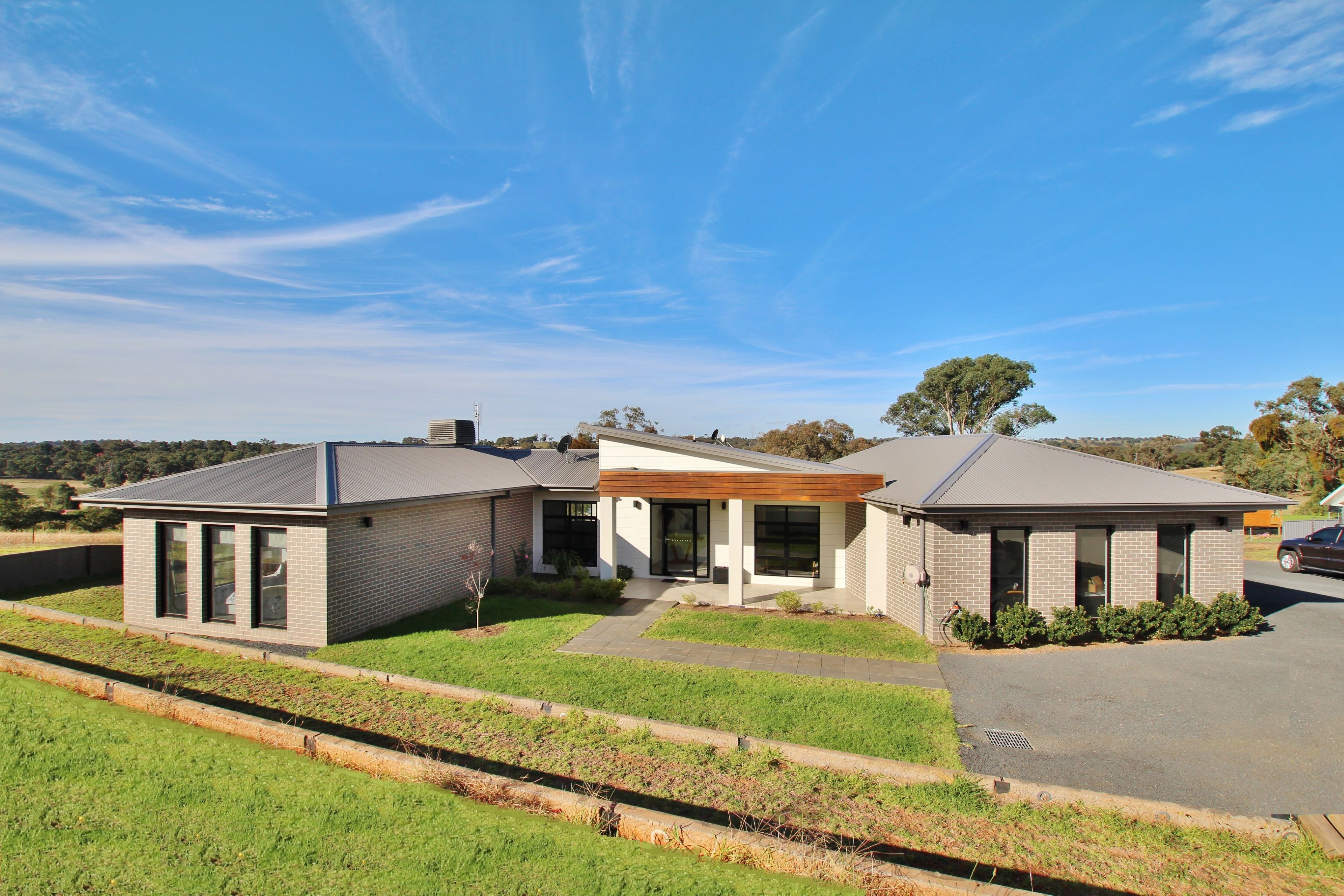 14 Matilda Place, Young, NSW 2594