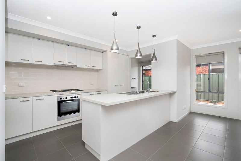16 Diva Way, Huntly, VIC 3551