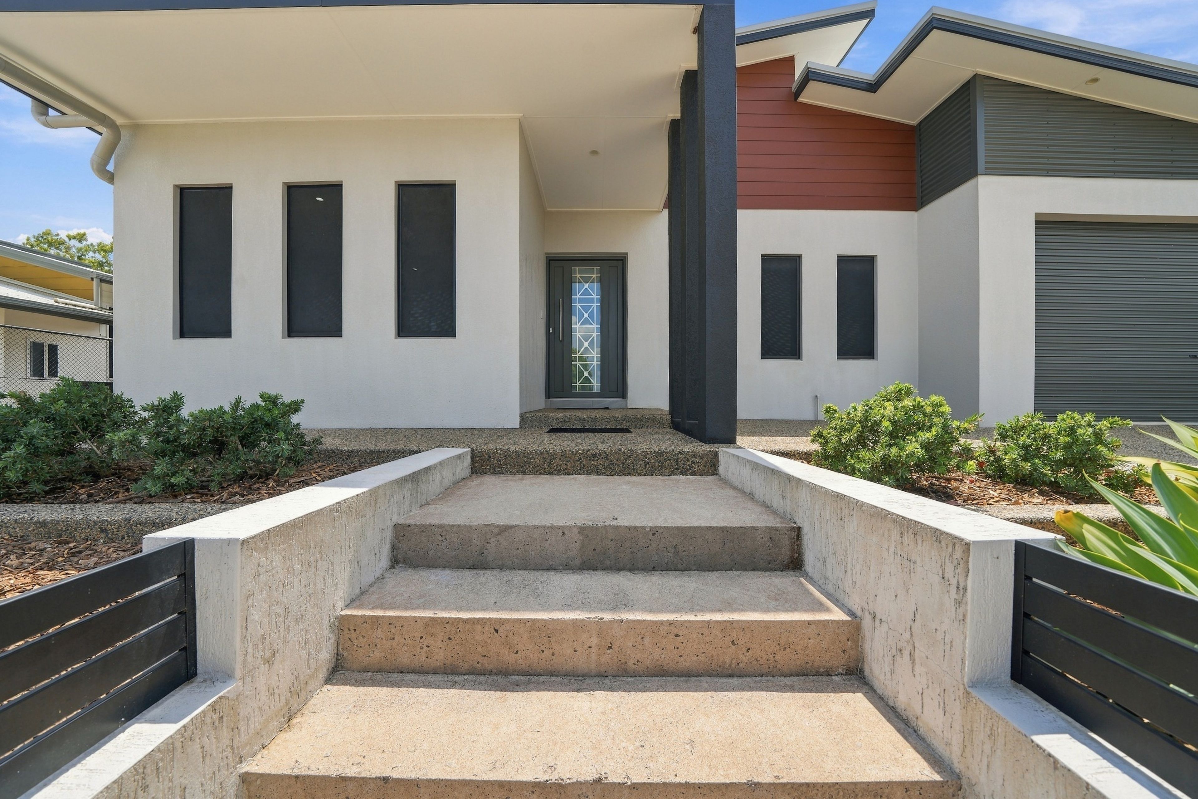 8 Bullita Street — photo 29 of 30