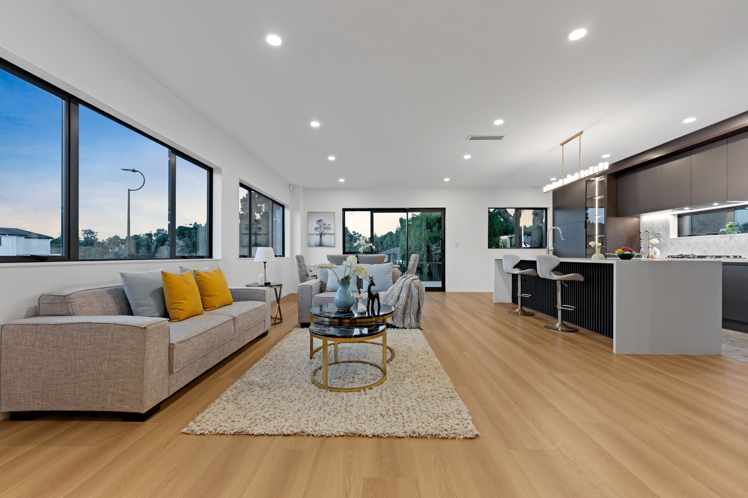 27 Tannaghmore Drive, Flat Bush, Manukau City
