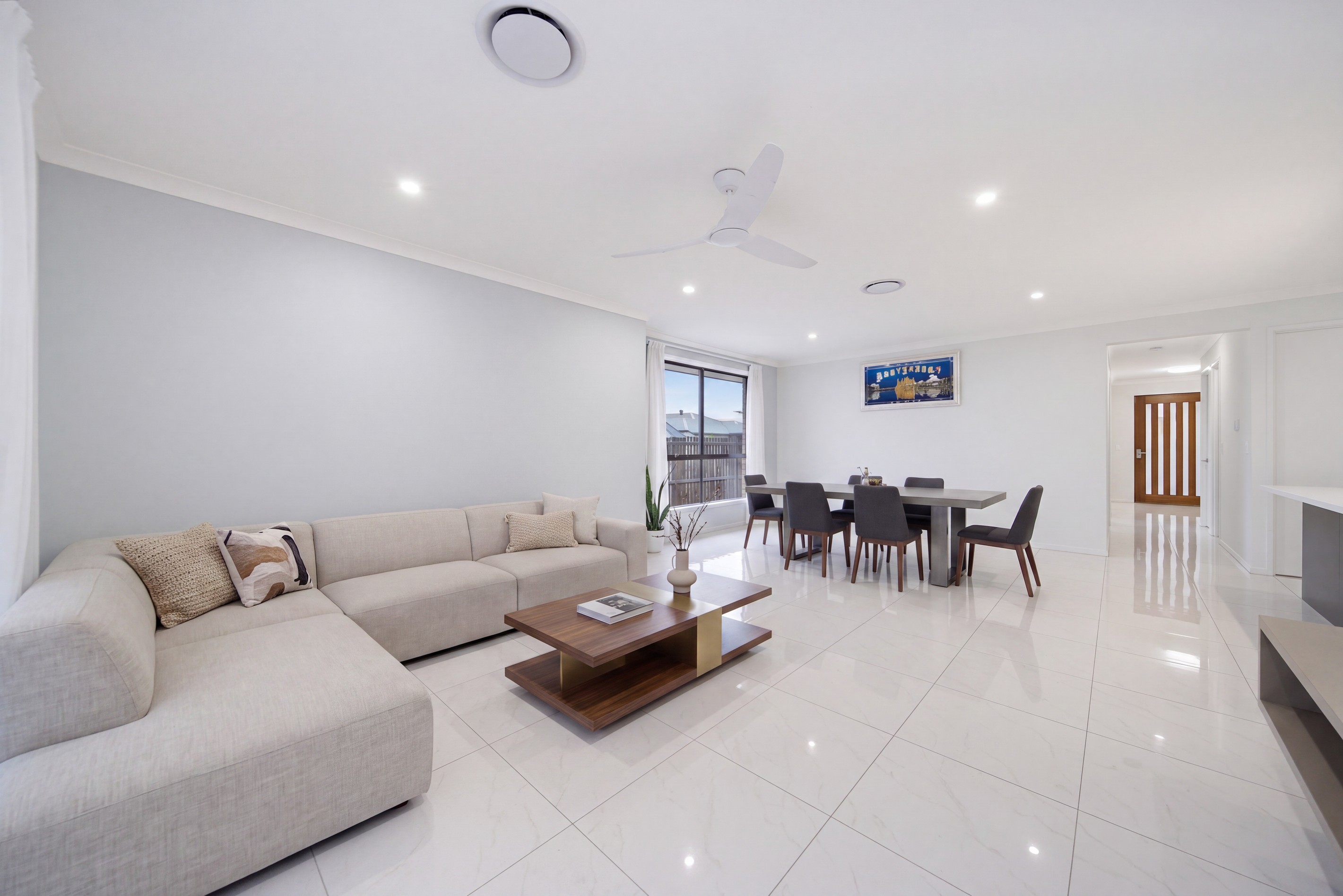 1 Loggers Court, White Rock, QLD 4306