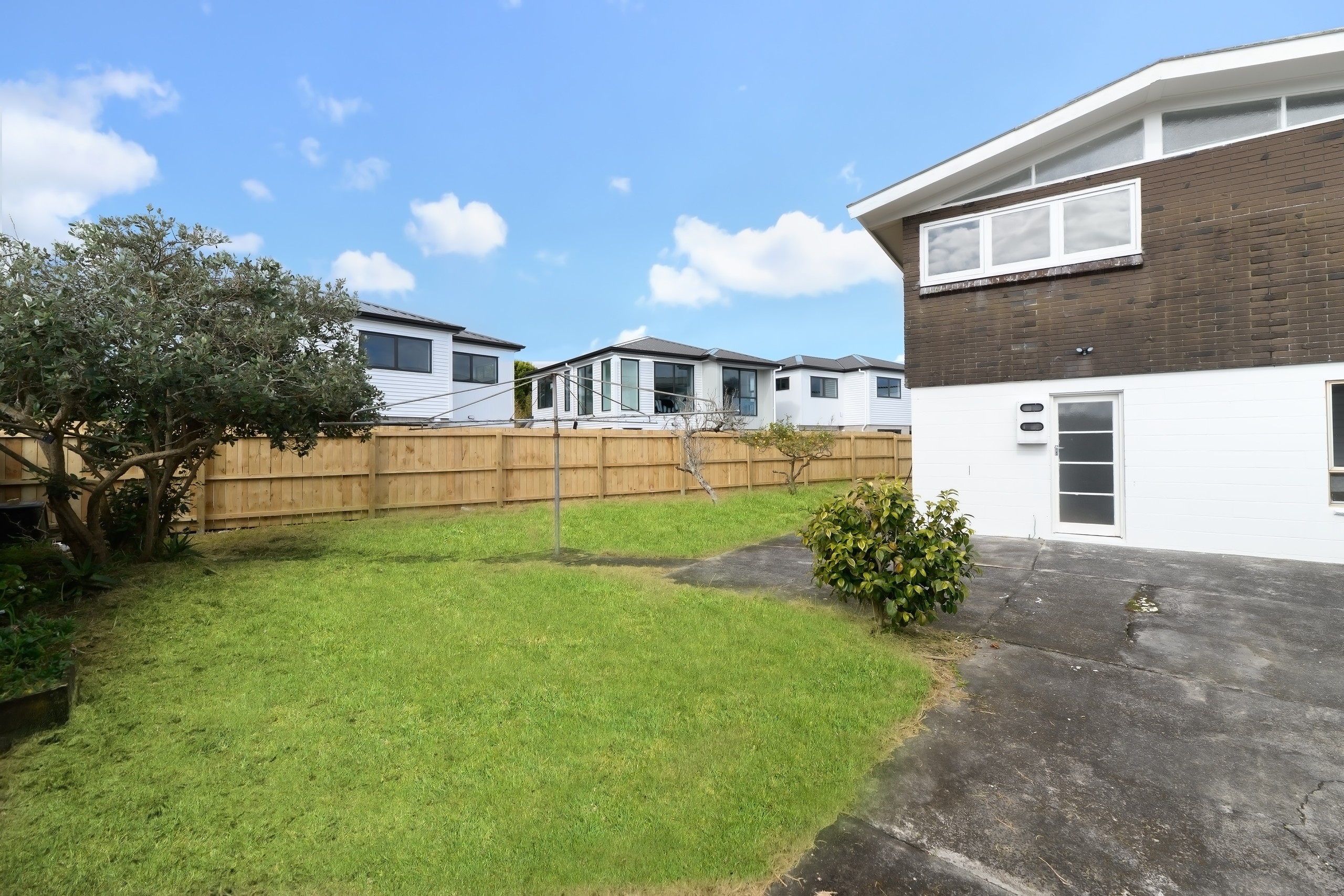 10 Chaucer Place, Blockhouse Bay, Auckland City
