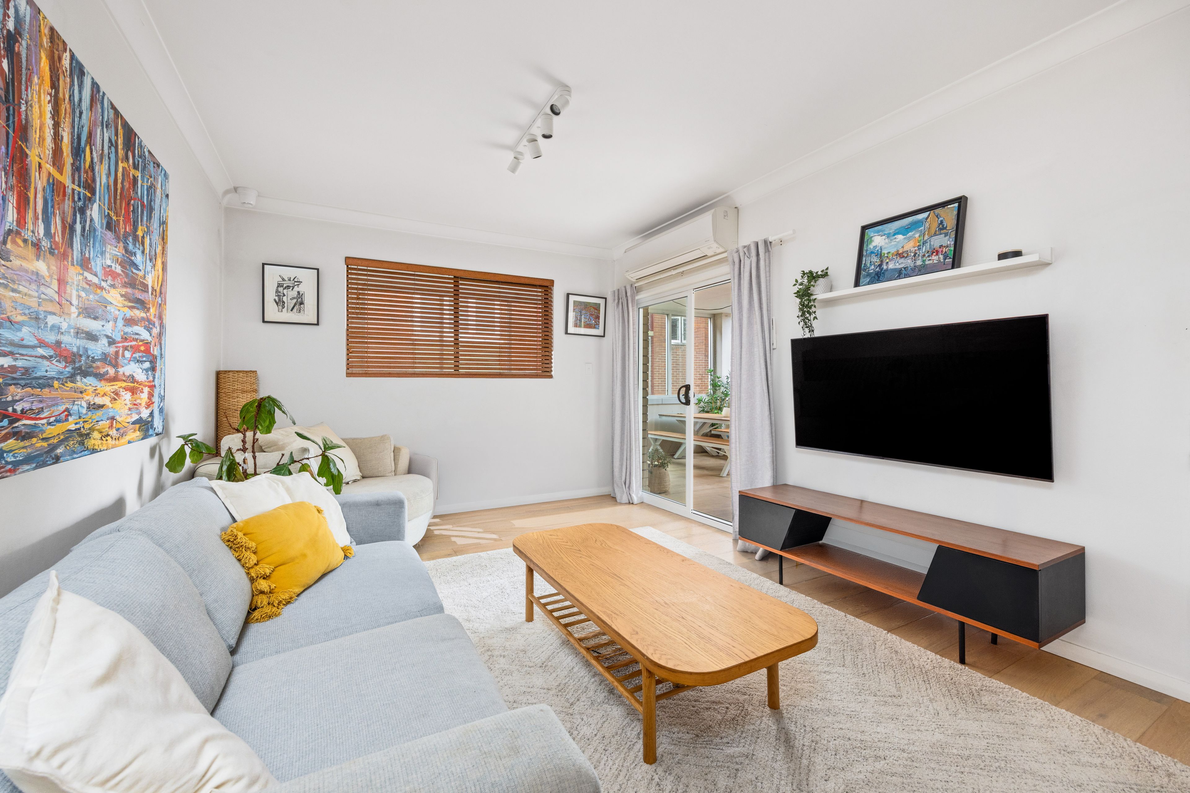 8/22-24 Francis Street — photo from Ray White Double Bay