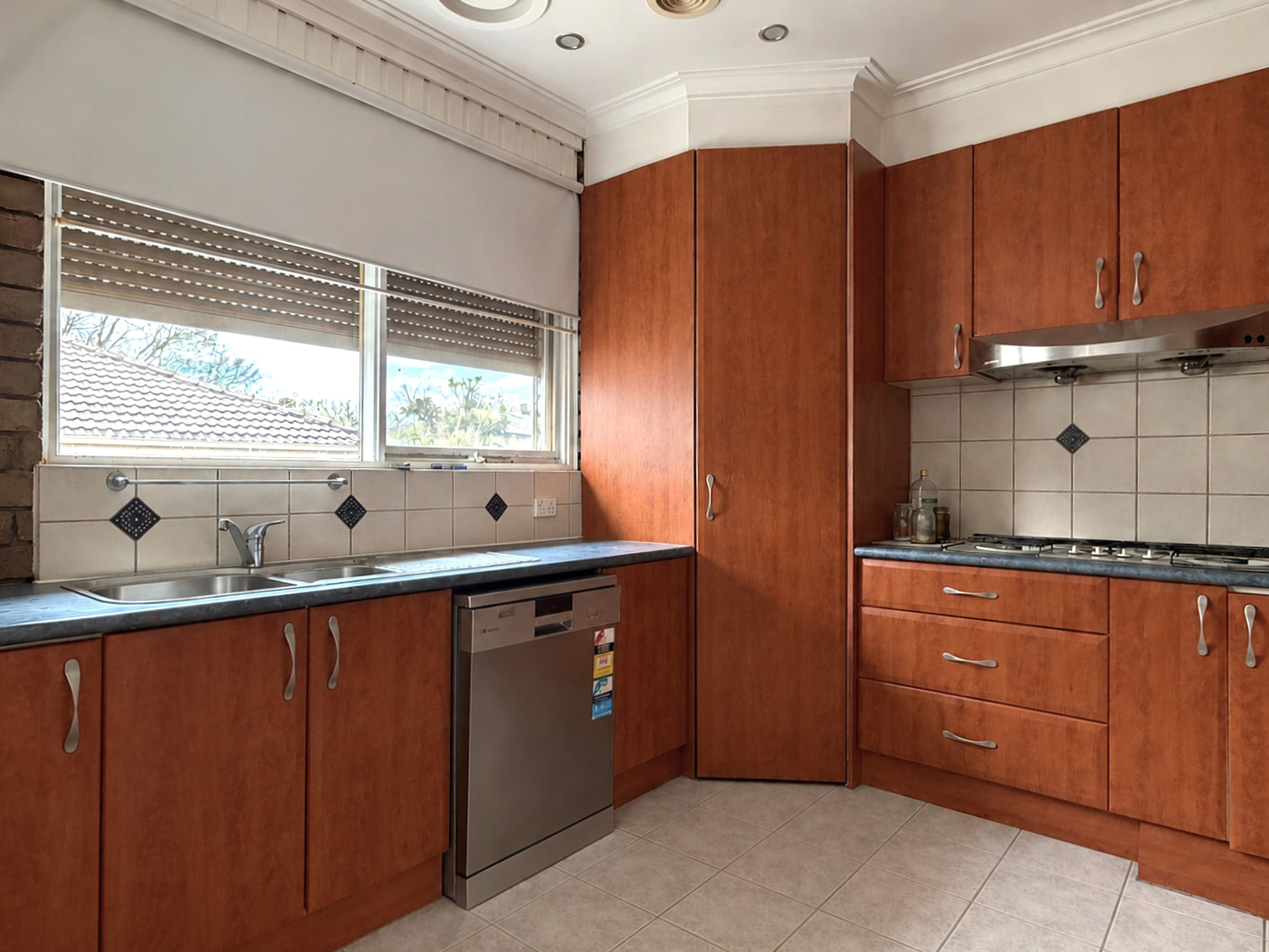 31 Winston Road — photo 9 of 25