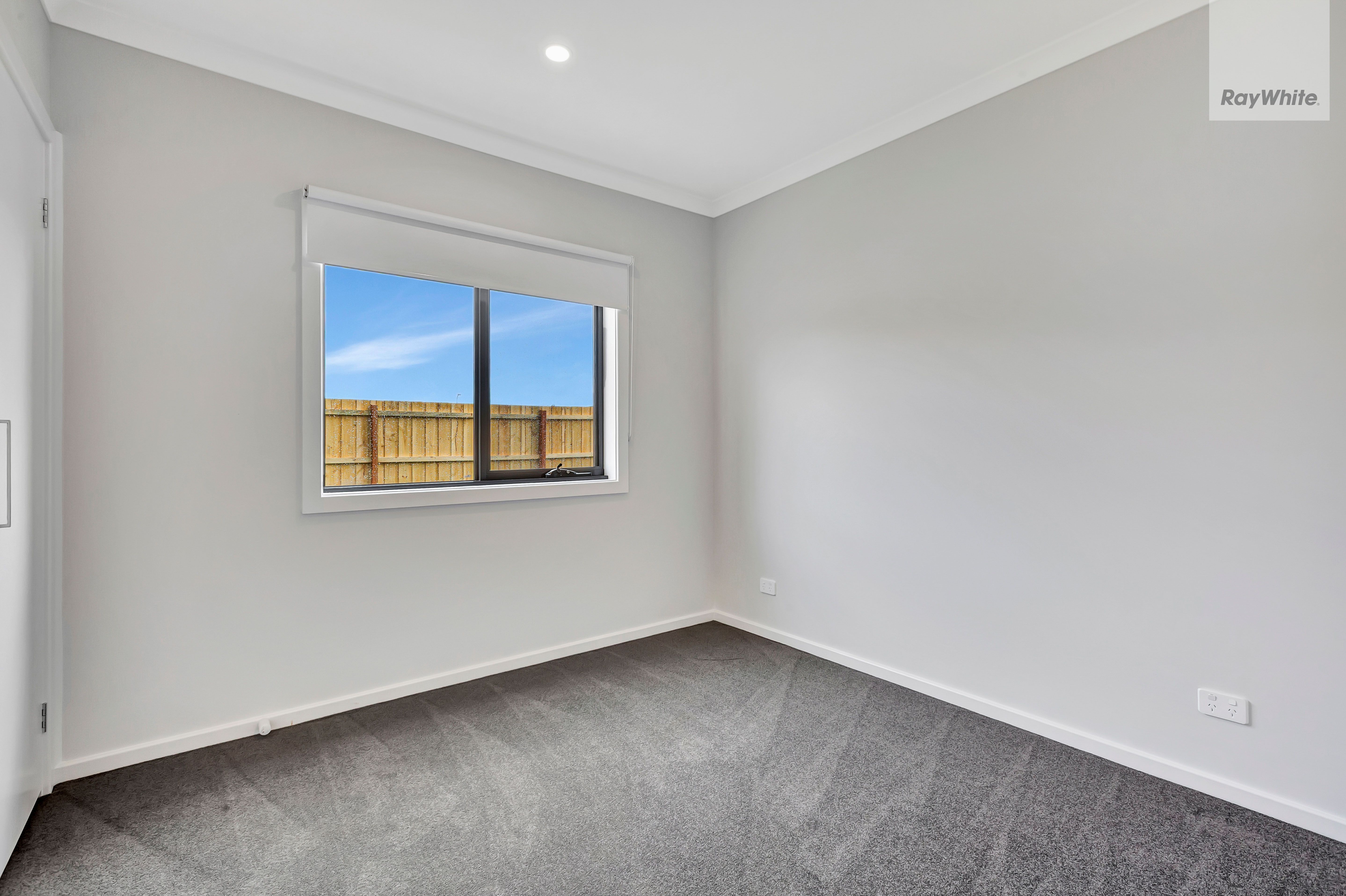18 Hammer Street — photo 11 of 12