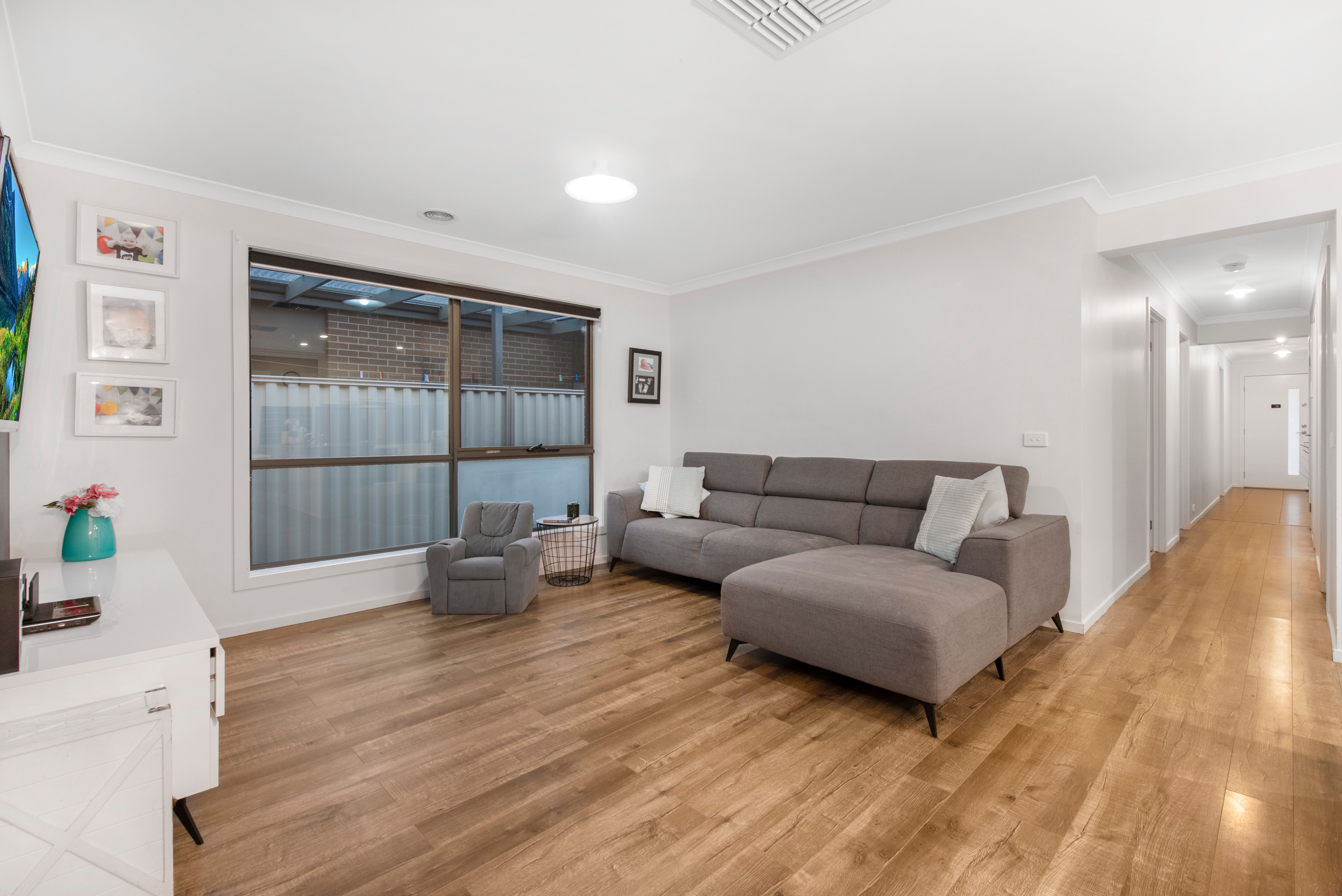 8 Creekview Avenue, Pakenham, VIC 3810