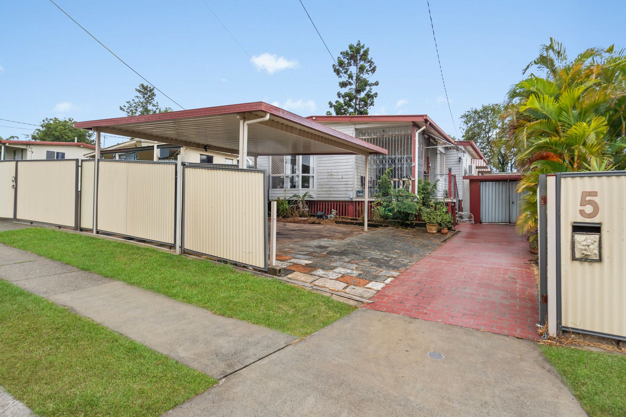 5 Orchid Street, Woodridge QLD 4114