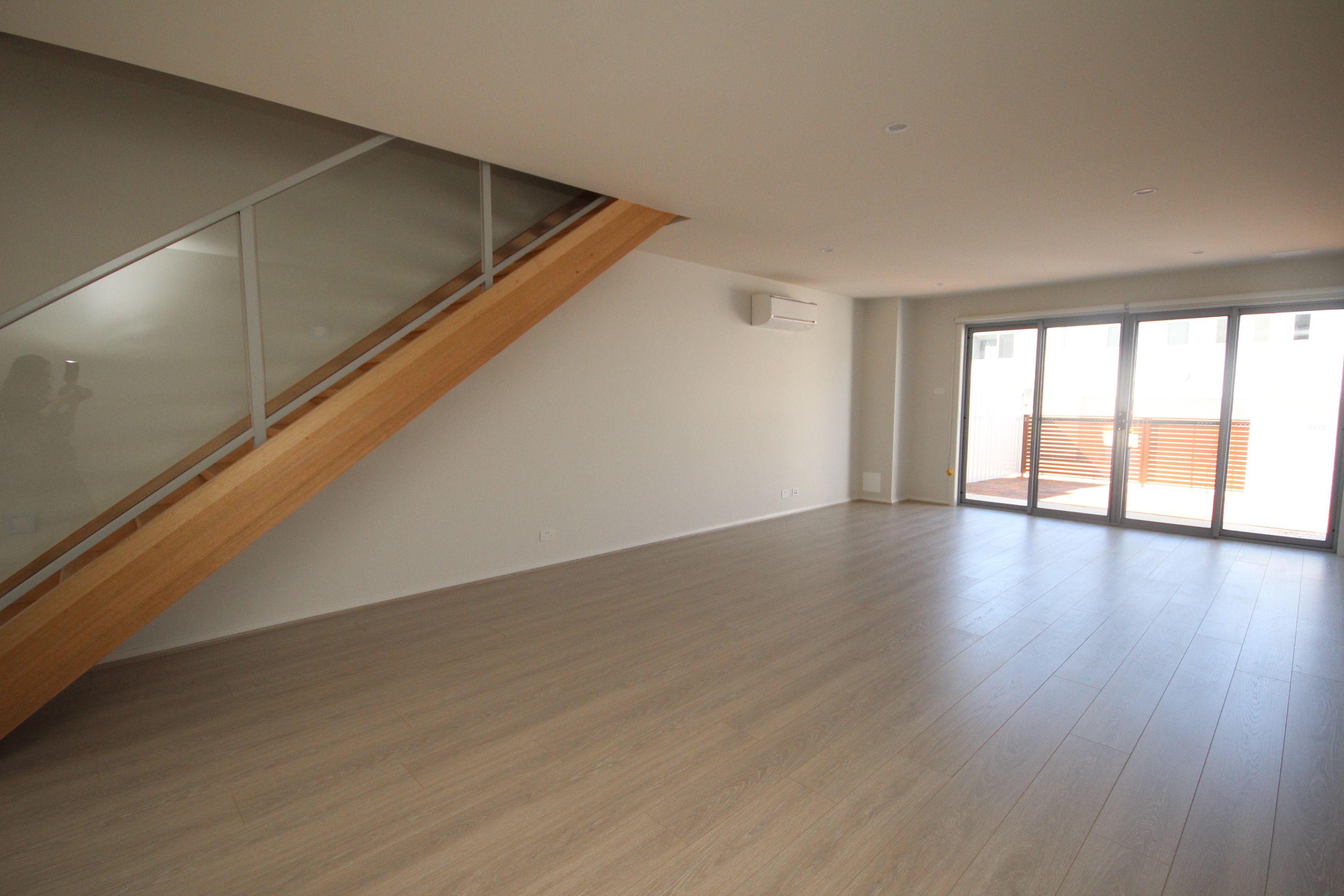 84/90 John Gorton Drive, COOMBS, ACT 2611