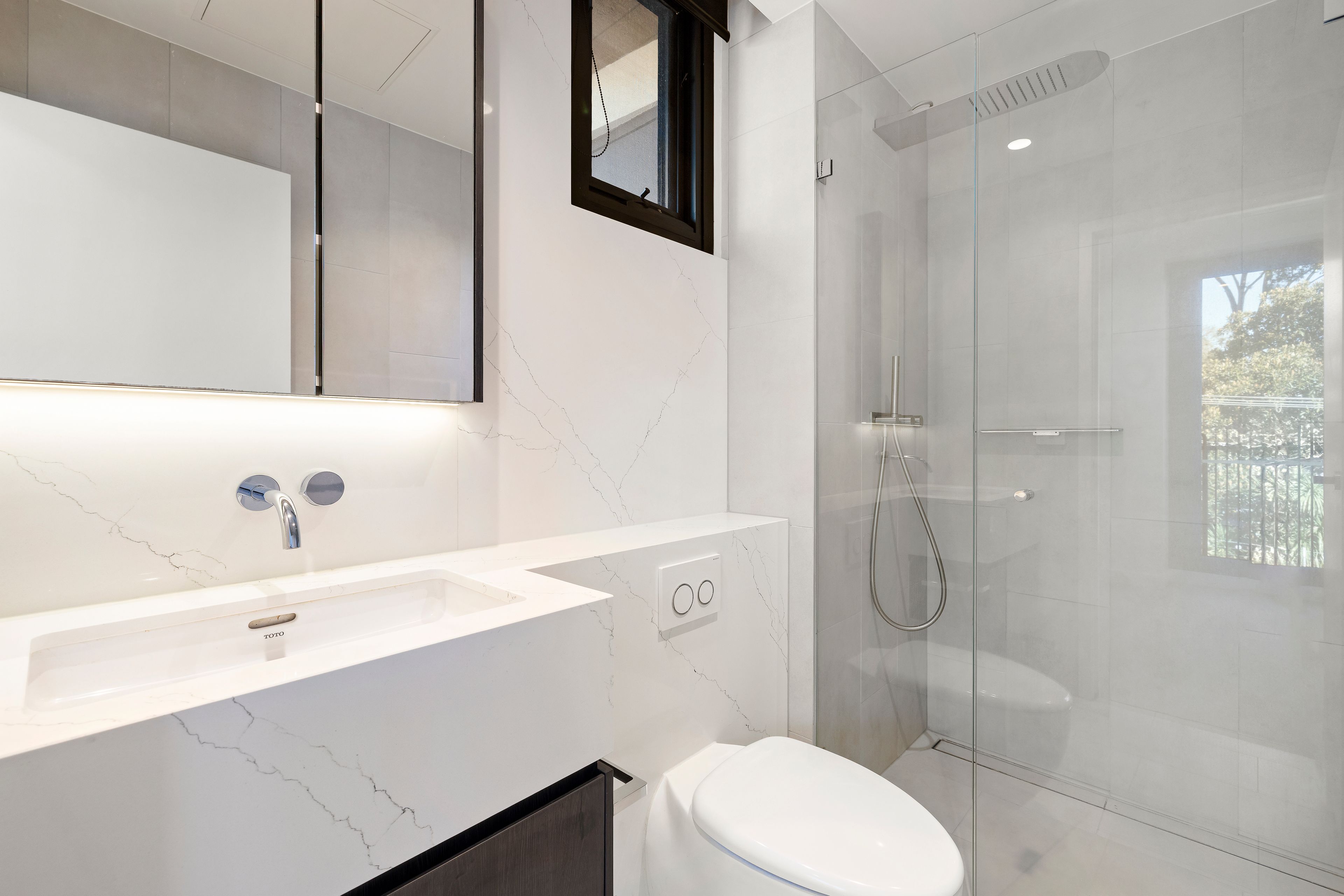 324B/200 Burwood Road — photo 9 of 13