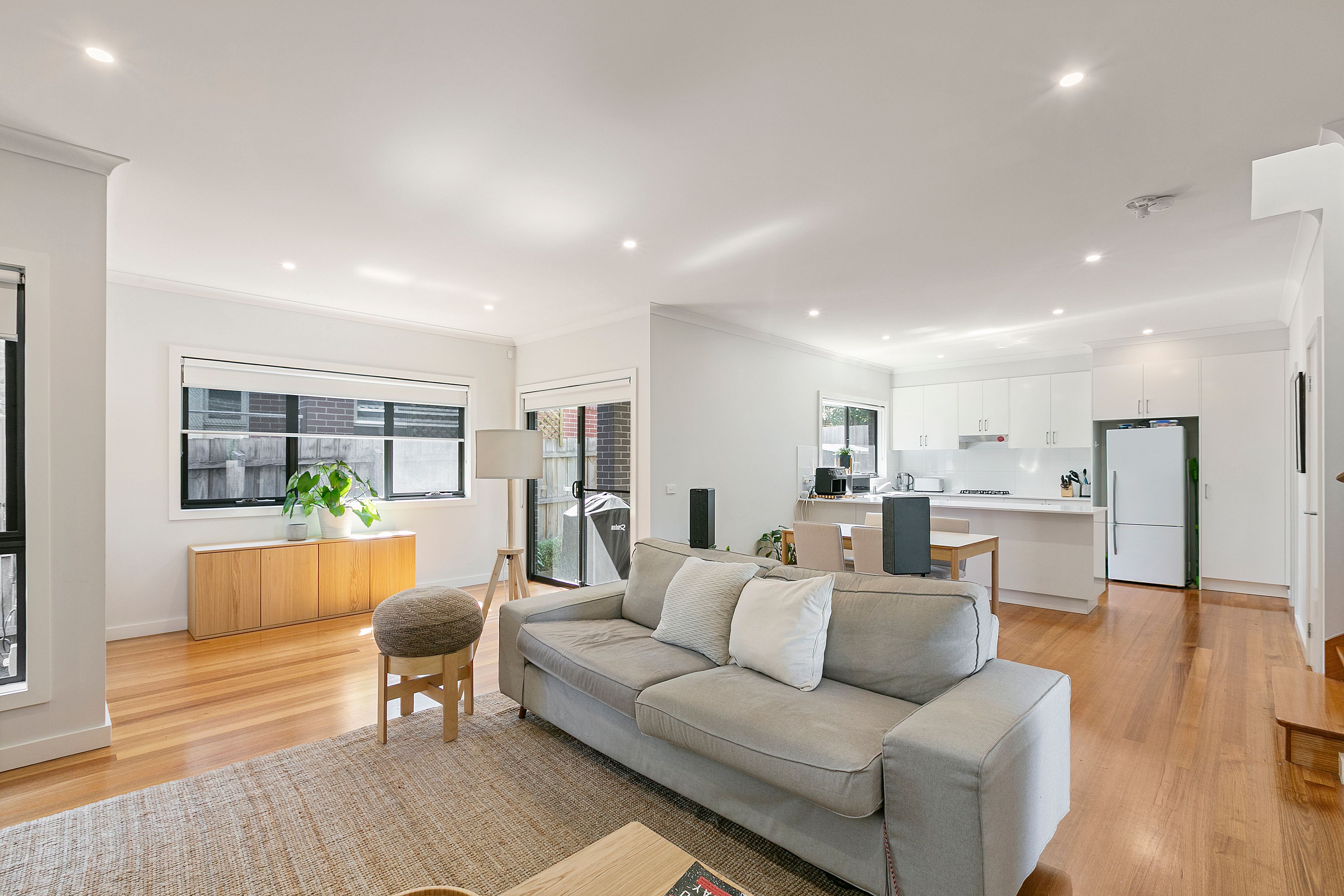 2/22 Sylvester Grove, Preston, VIC 3072