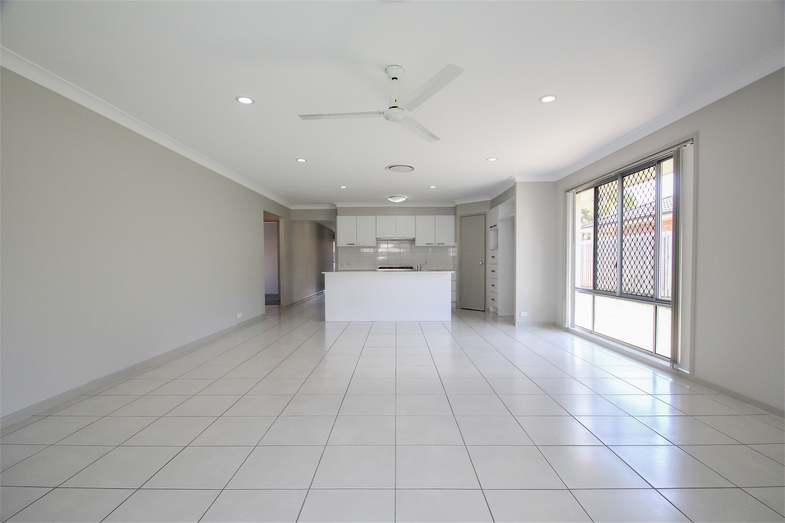 60 Cardena Drive, Augustine Heights, QLD 4300