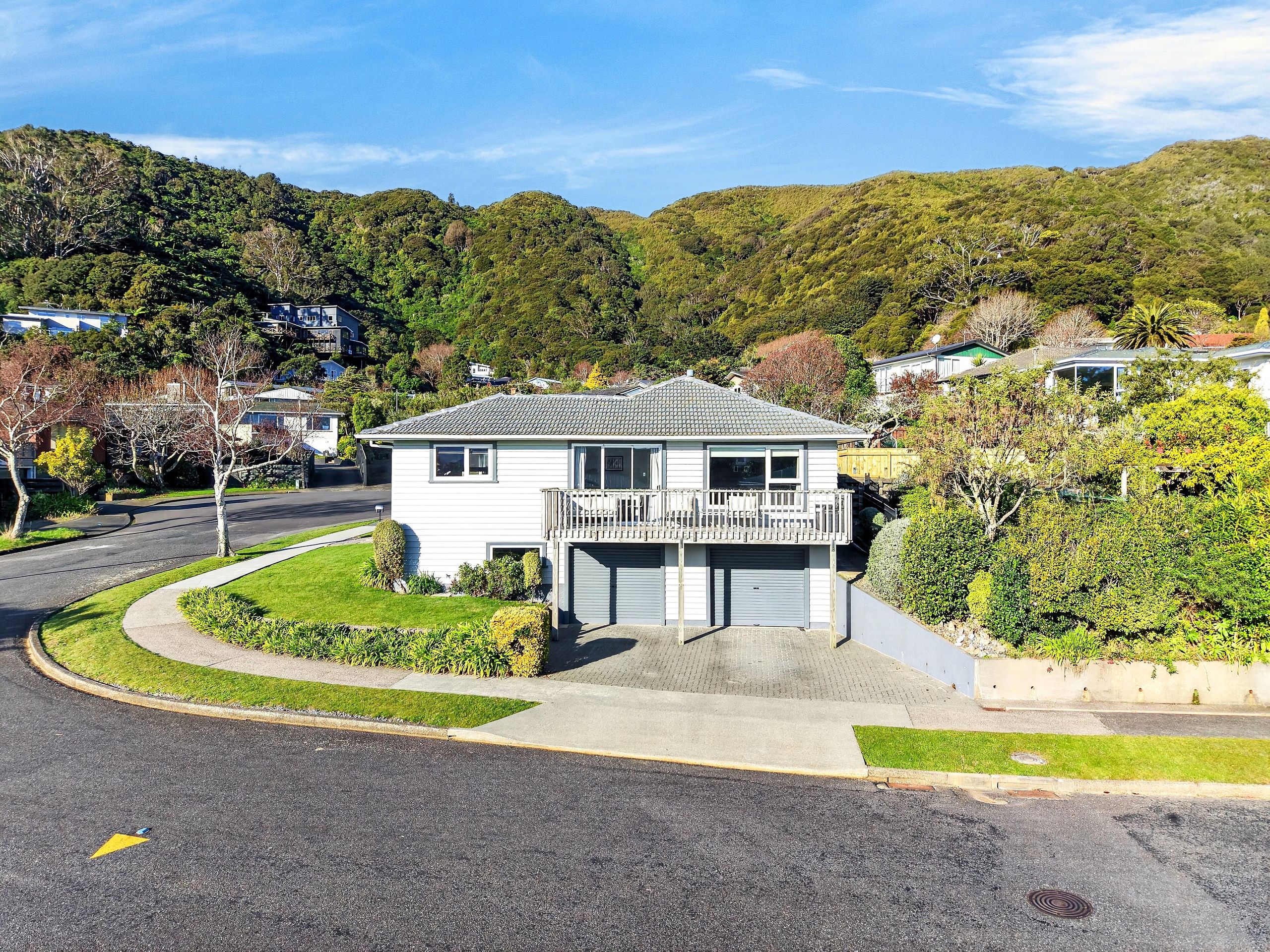 11 St Francis Grove, Waterloo, Lower Hutt City