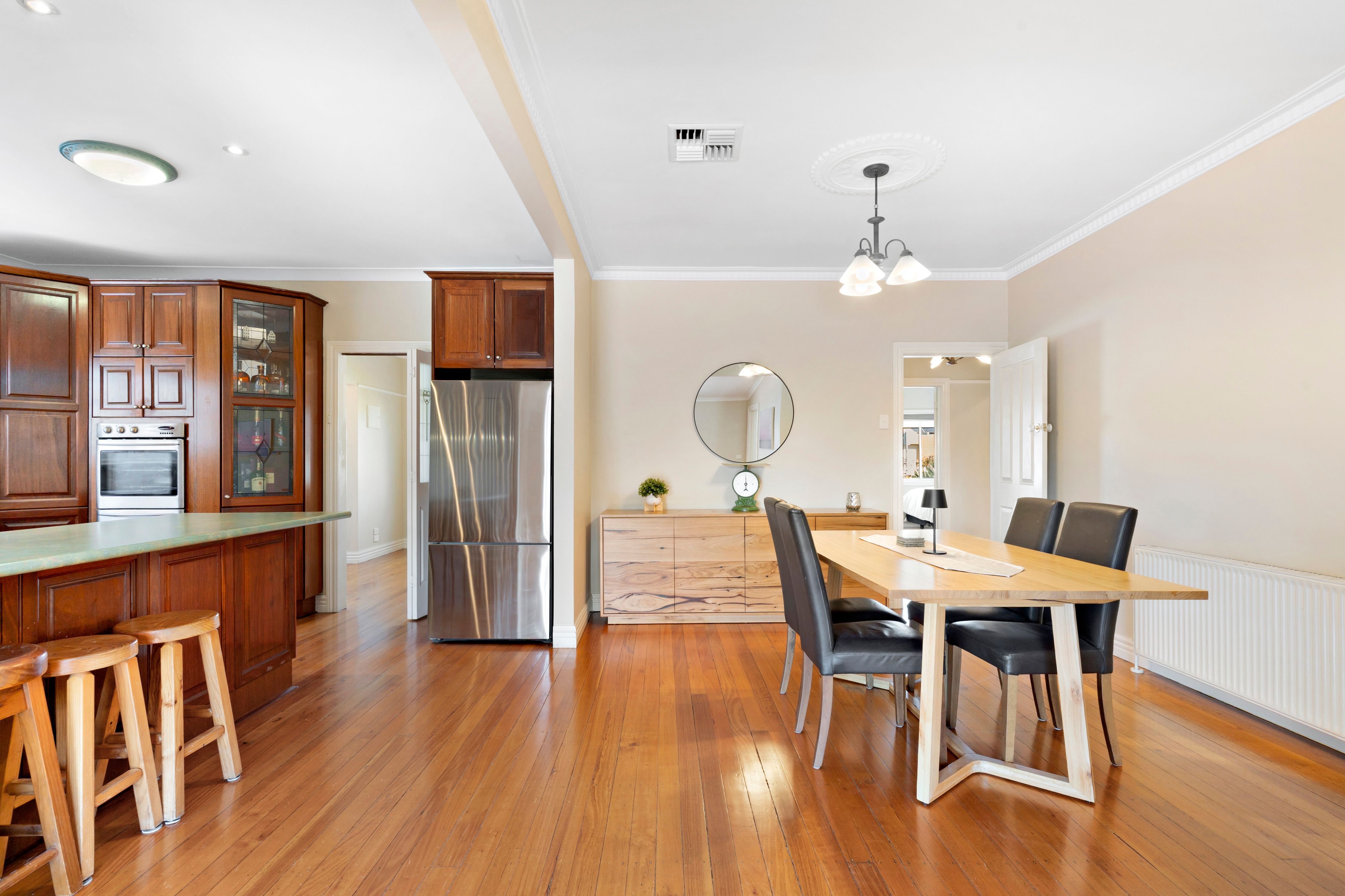 14 Mernda Street — photo 5 of 13