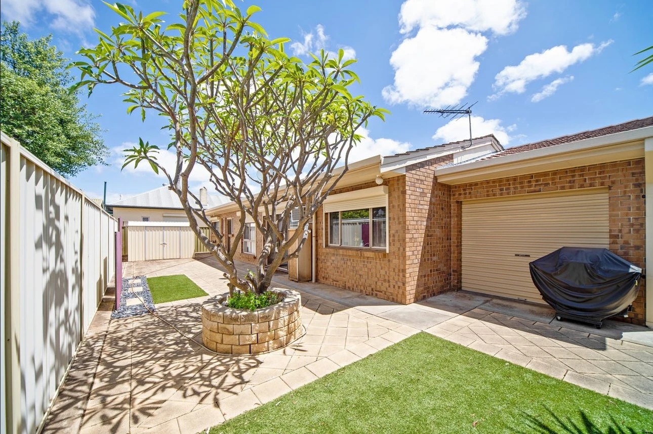 8 Starr Street, Findon, SA 5023