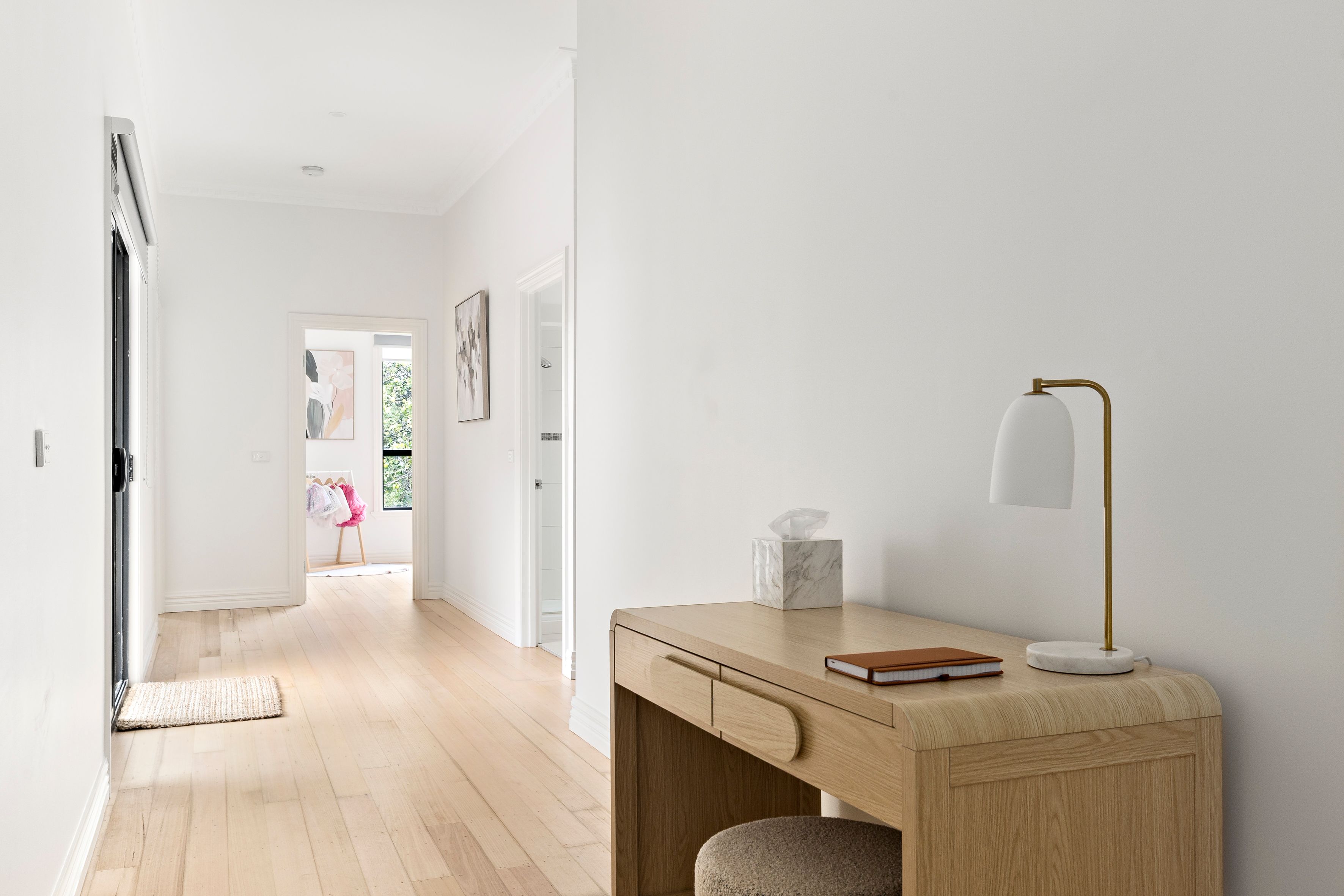 433 Bell Street — photo 6 of 16