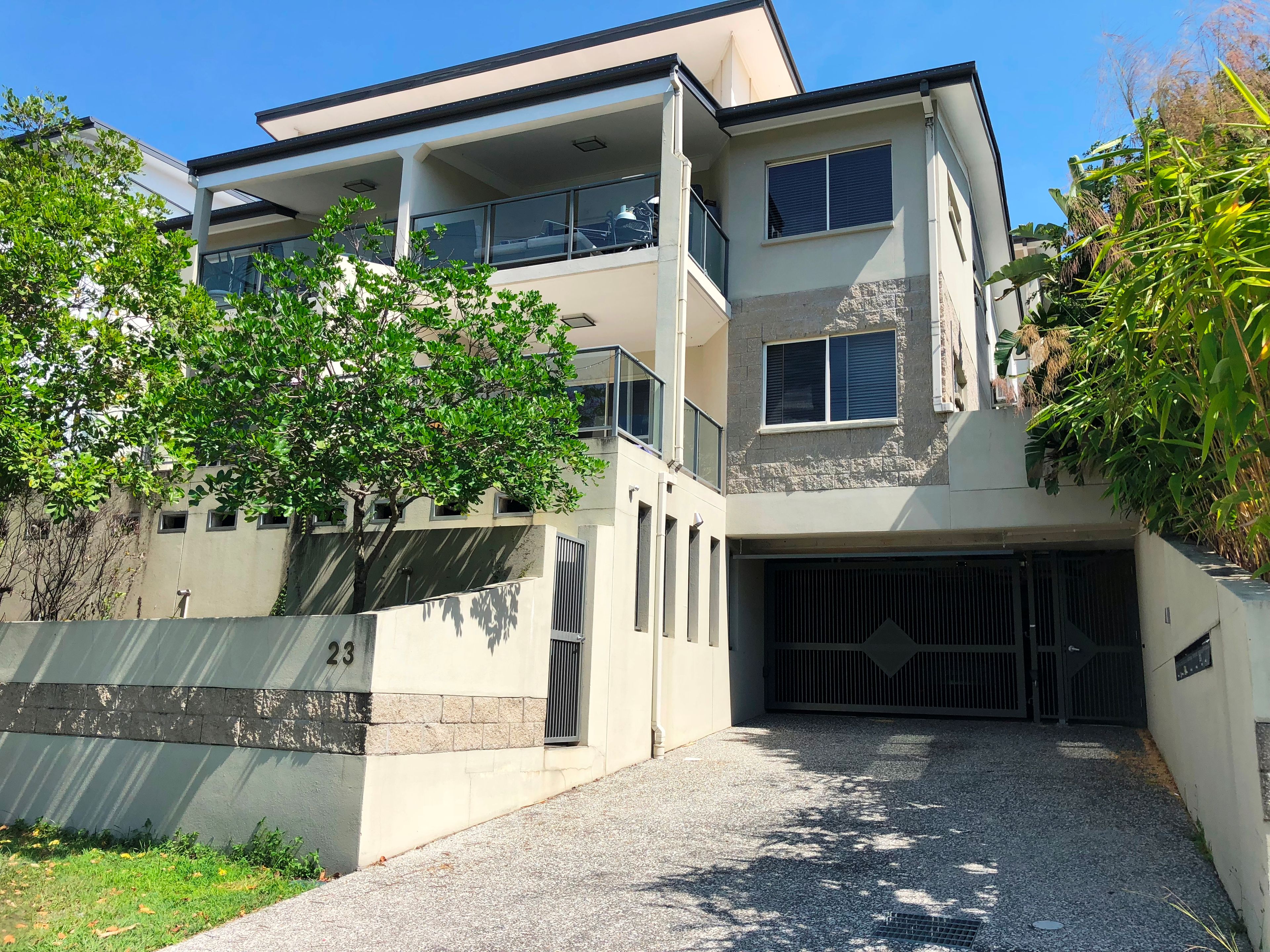 23 Indooroopilly Road, Taringa QLD 4068
