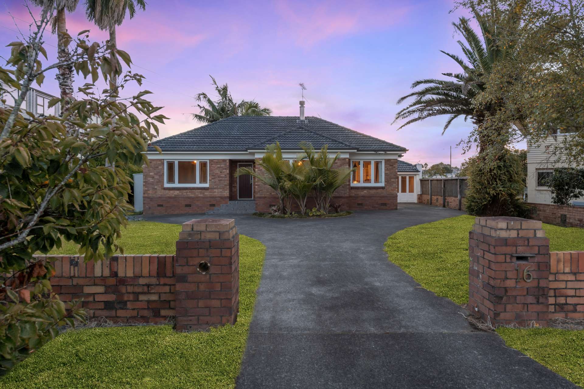 1/16 Kerswill Place photo 0