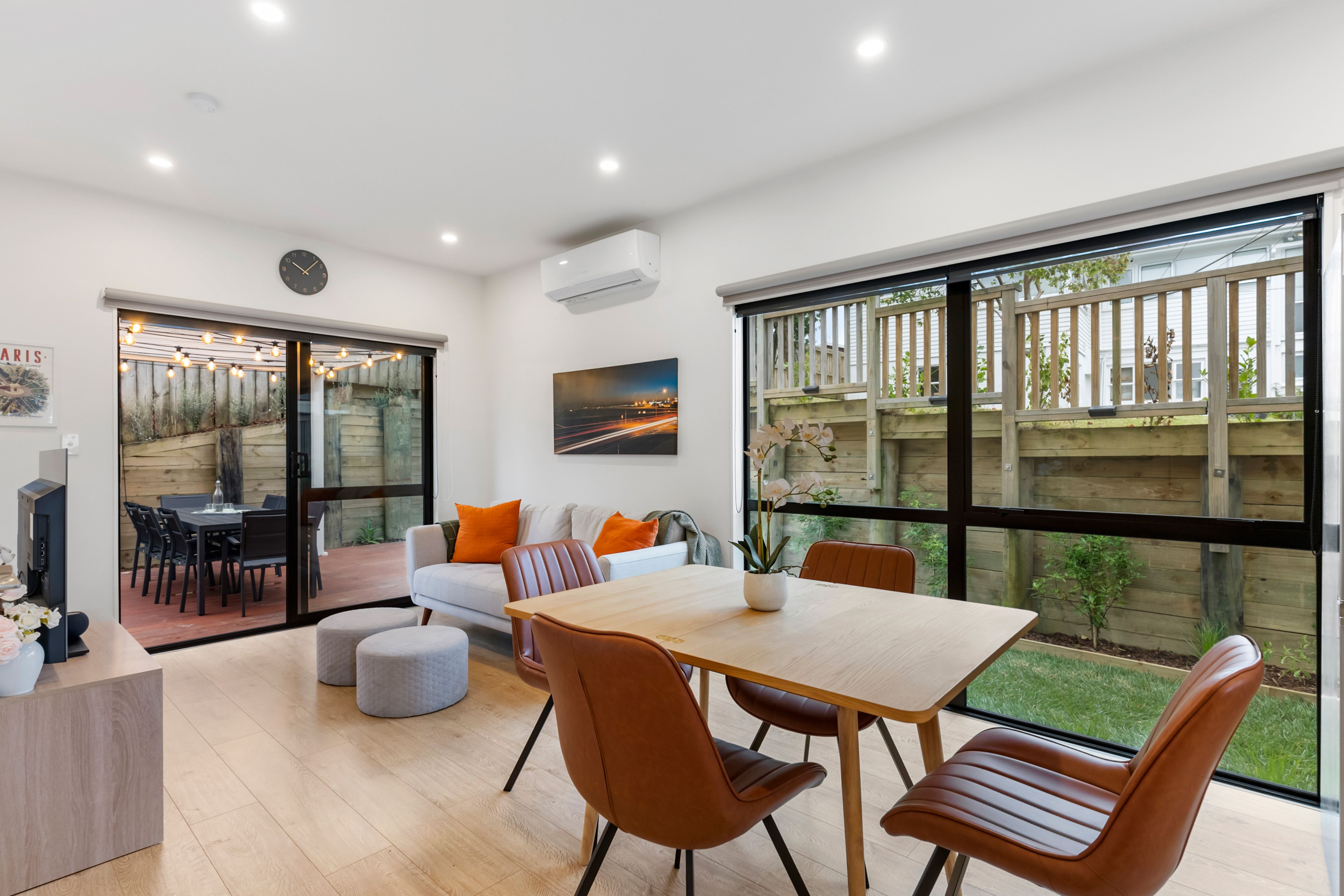 1 Oki Place, Glenfield, North Shore City