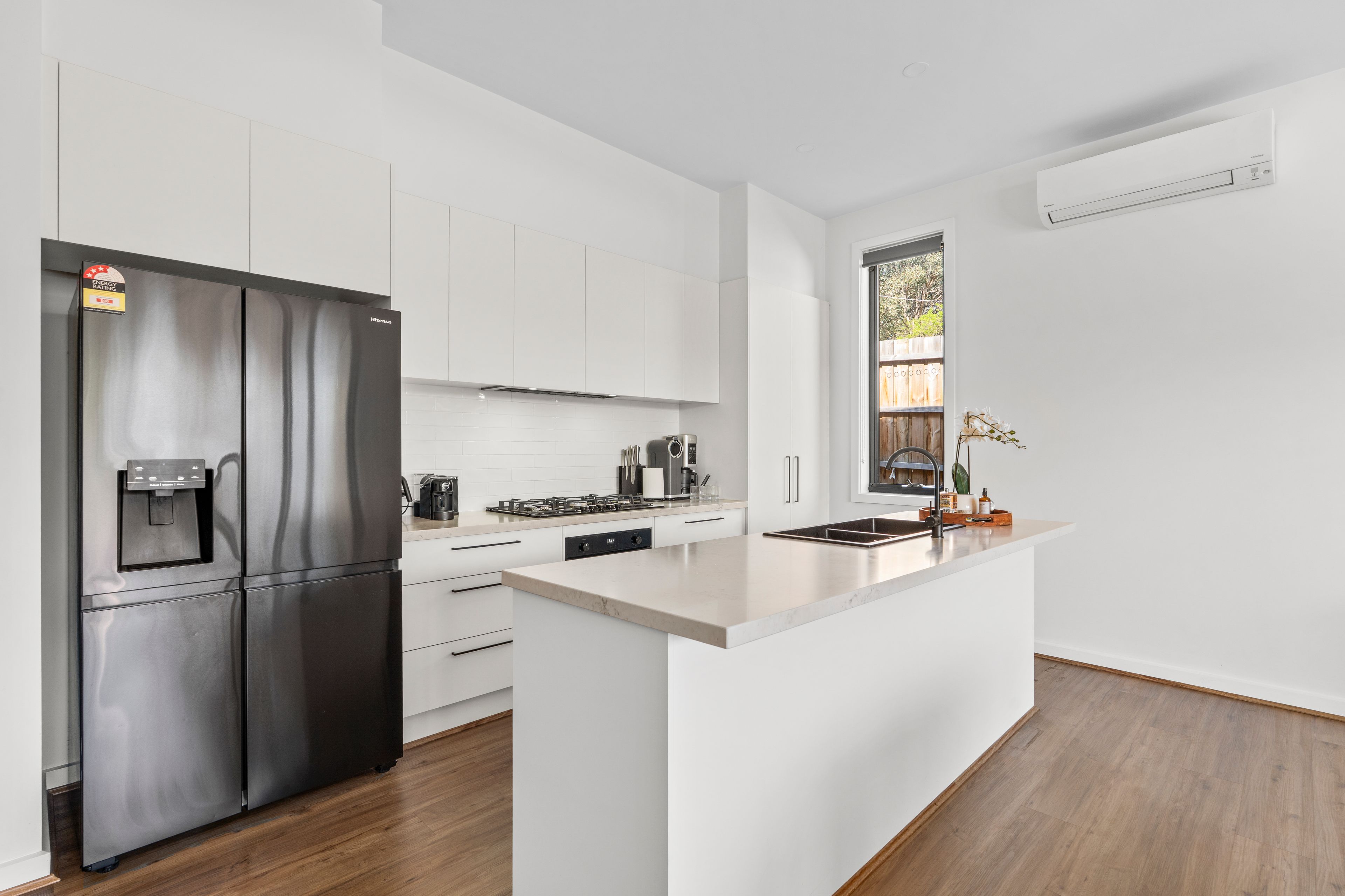 4 Rangeview Road — photo 3 of 13