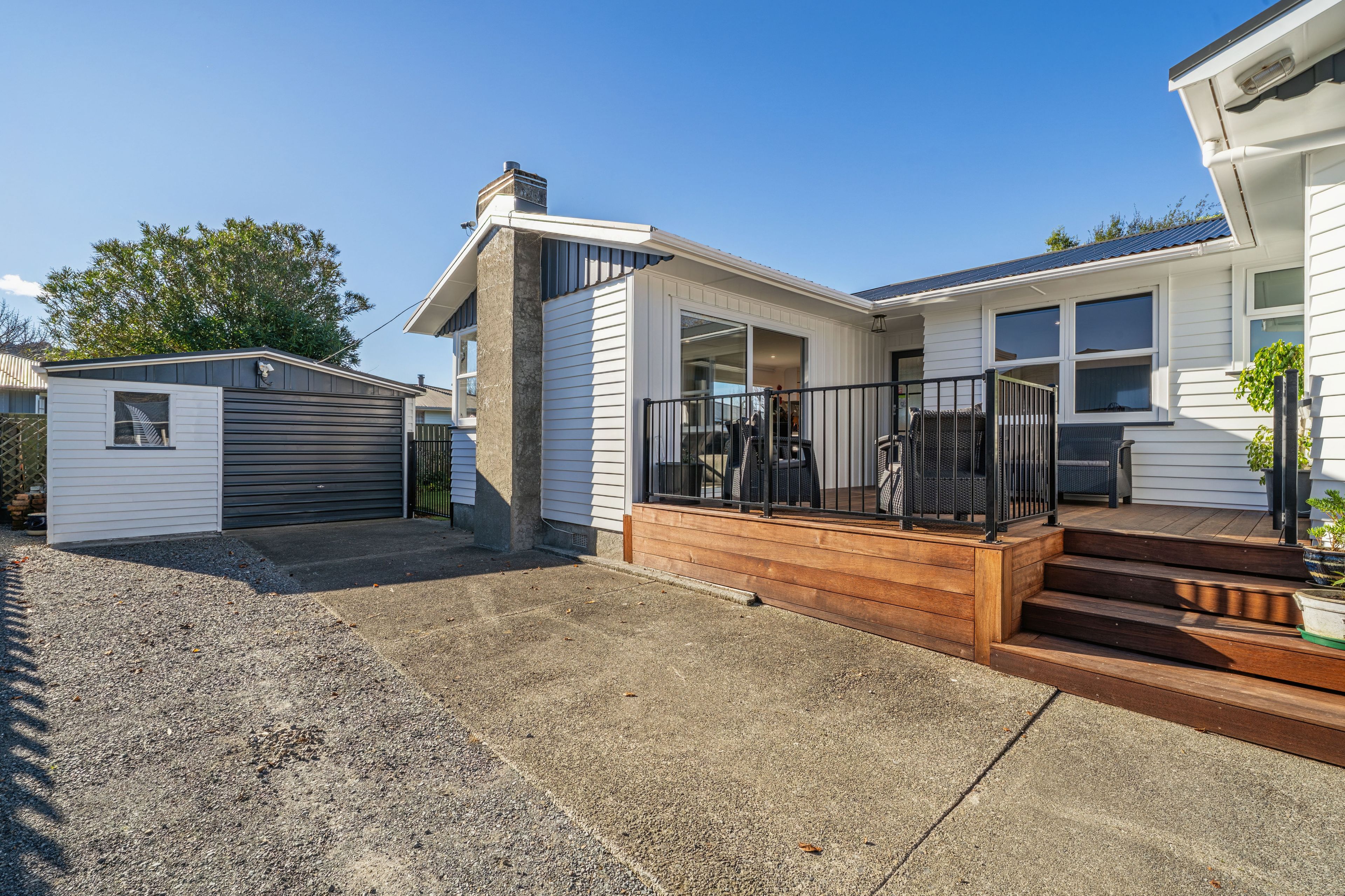 8 Snell Grove, Clouston Park, Upper Hutt City