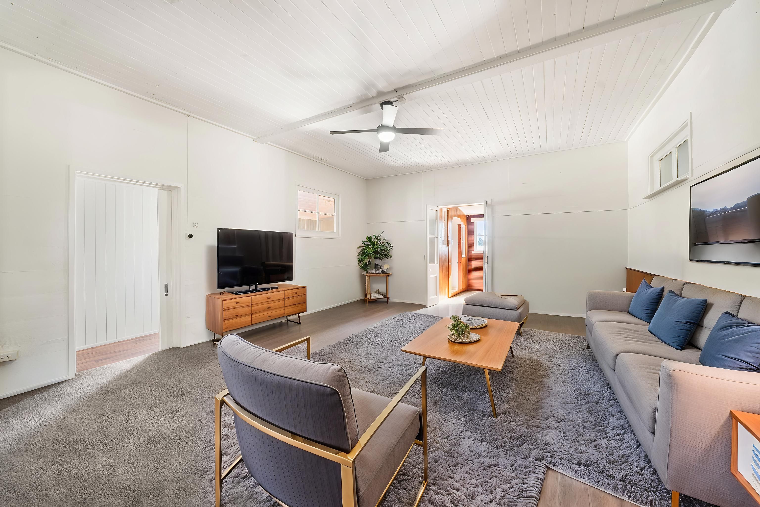 21 MacIntyre Street — photo 3 of 16