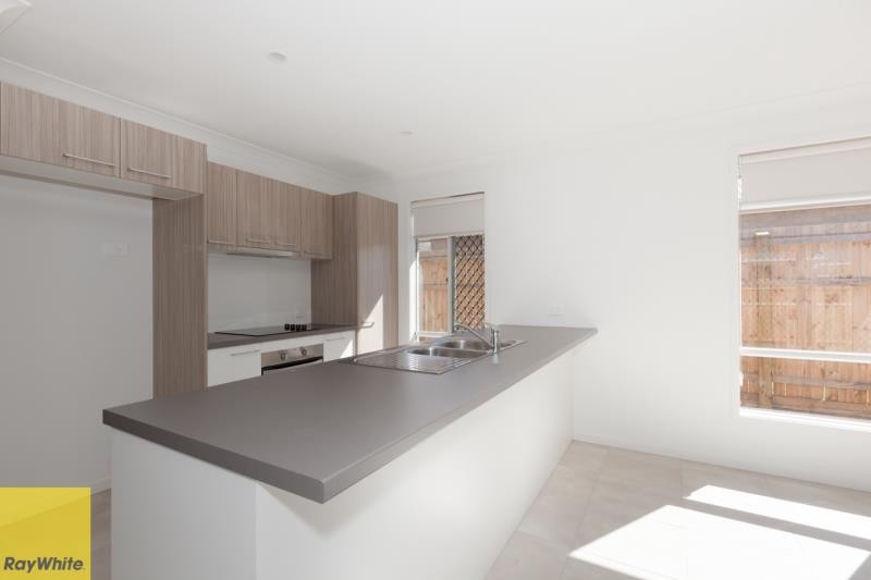 27 Primrose Cresent, Redbank Plains, QLD 4301